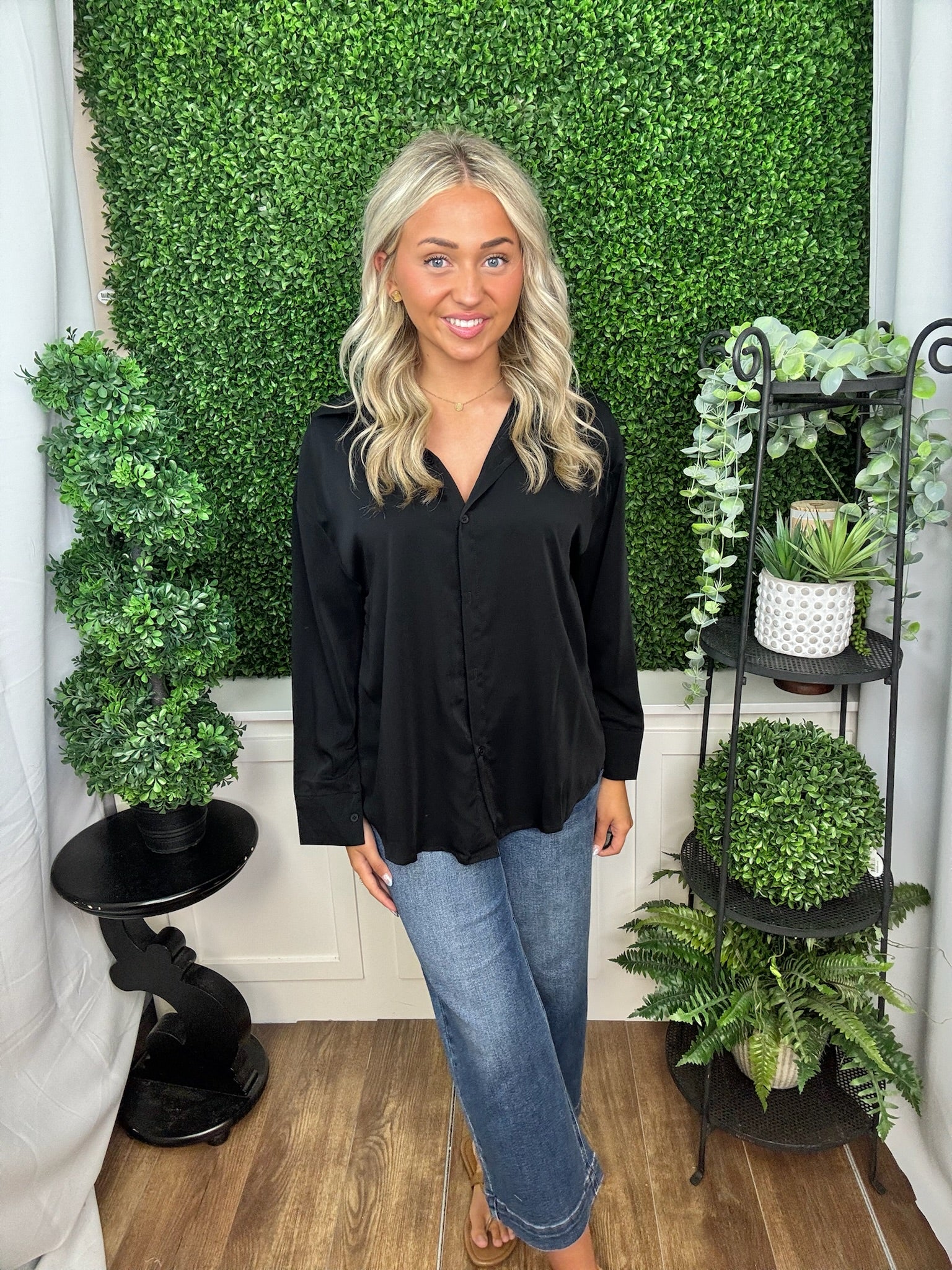 Kathryn Button-Up Top - Black