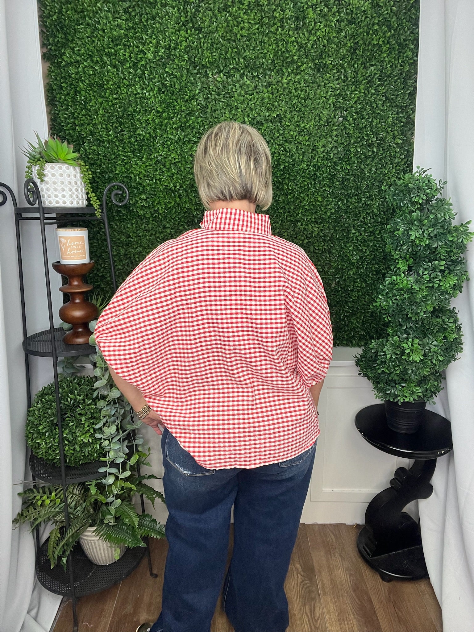 SHORT SLEEVE VNECK BLOUSE