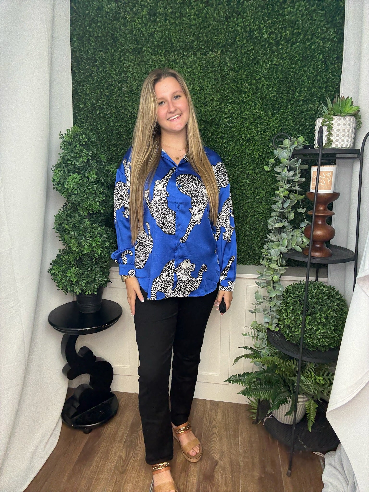 MELISSAS ANIMAL PRINT TOP