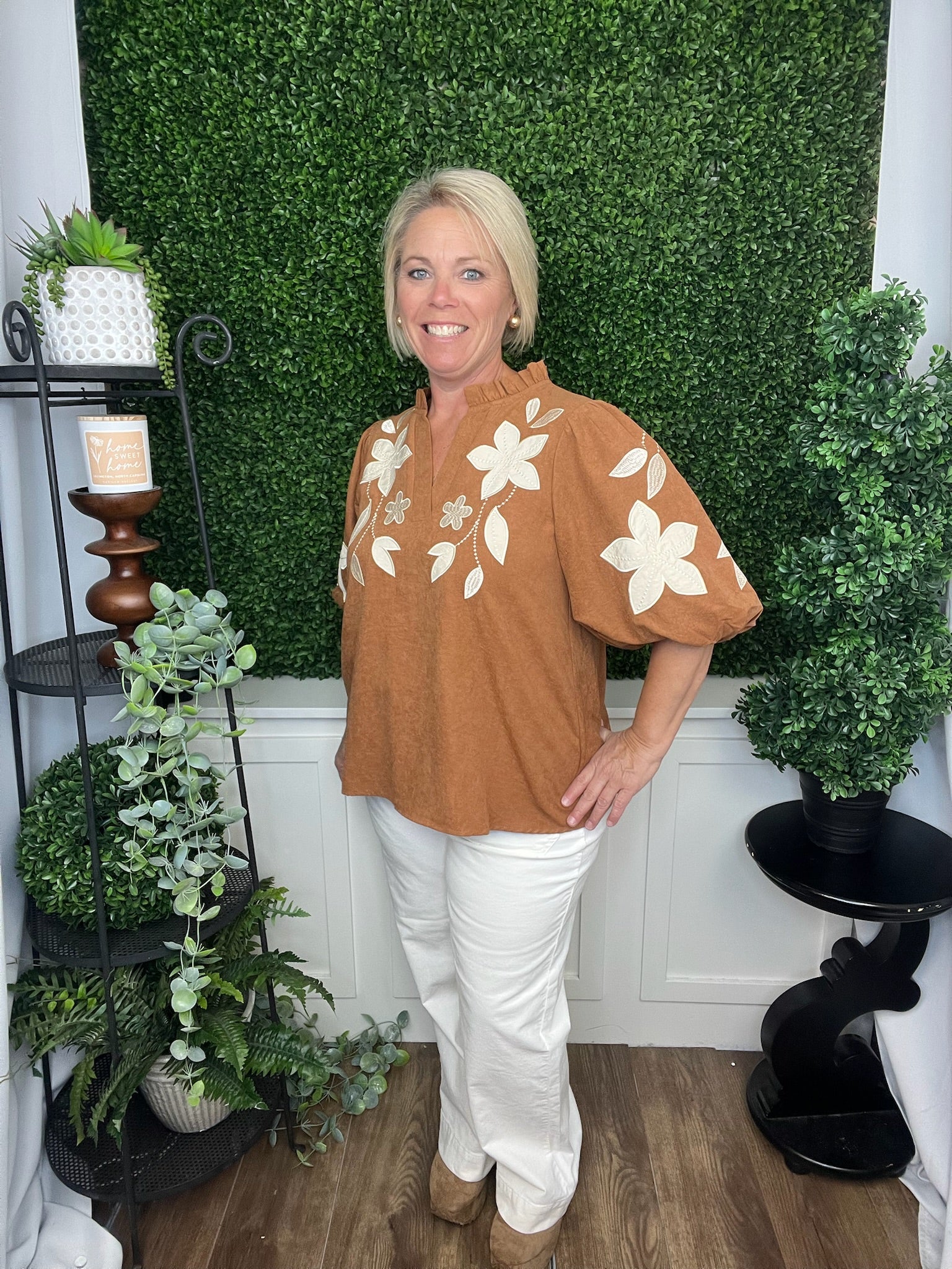 WASHED SUEDE TOP W/CONTRAST FLORAL APPLIQUE - CAMEL