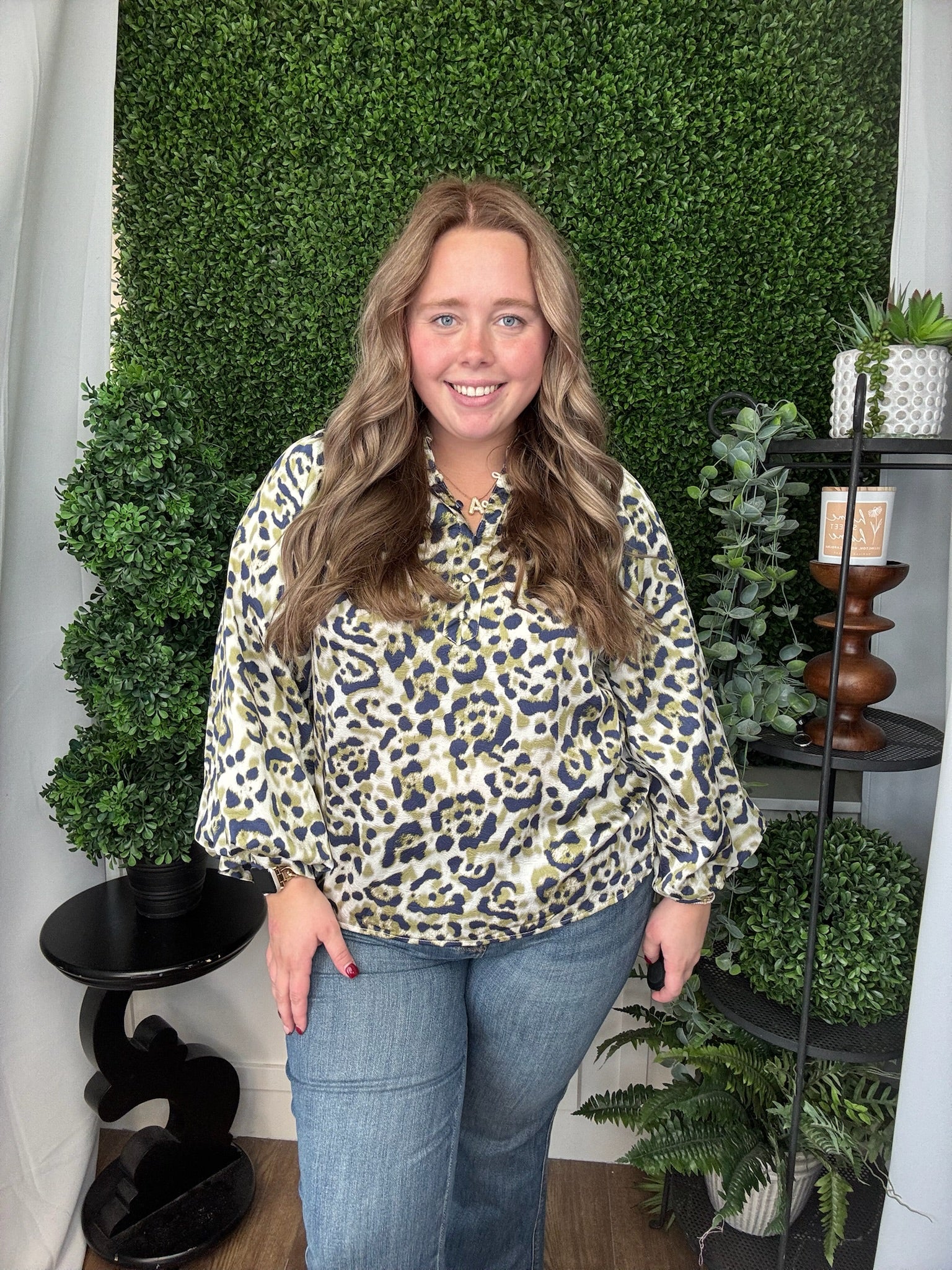 ANIMAL PRINT RAGLAN 3/4 PUFF SLEEVE HENLEY TOP