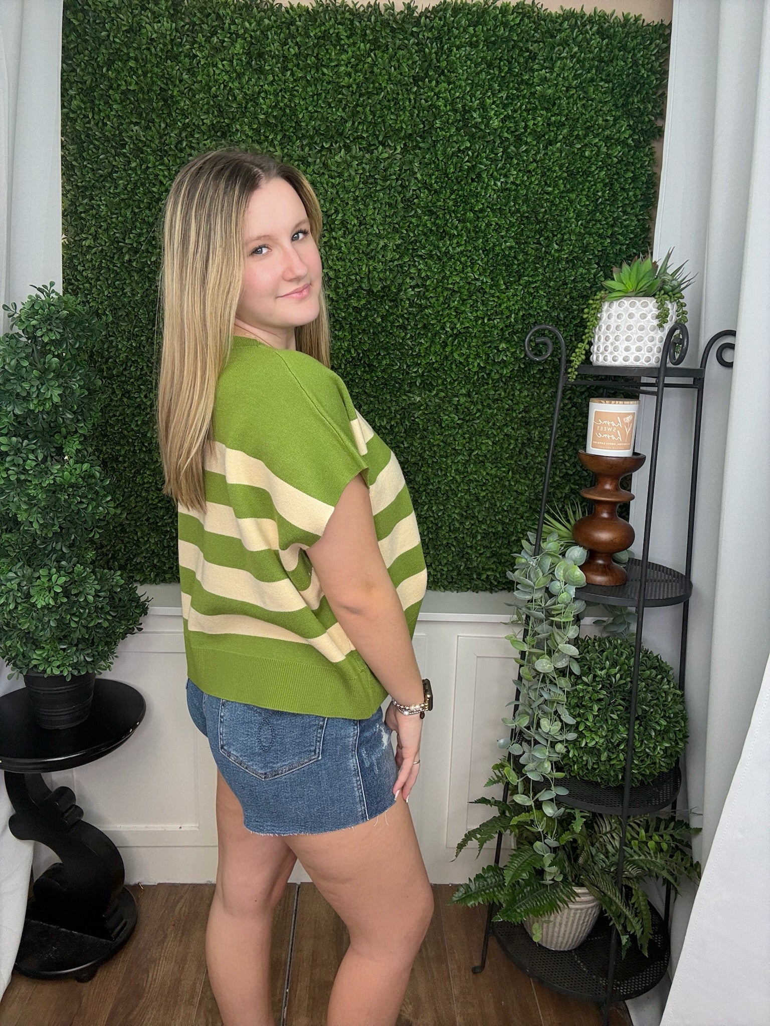 STRIPE SHORT SLEEVE TOP