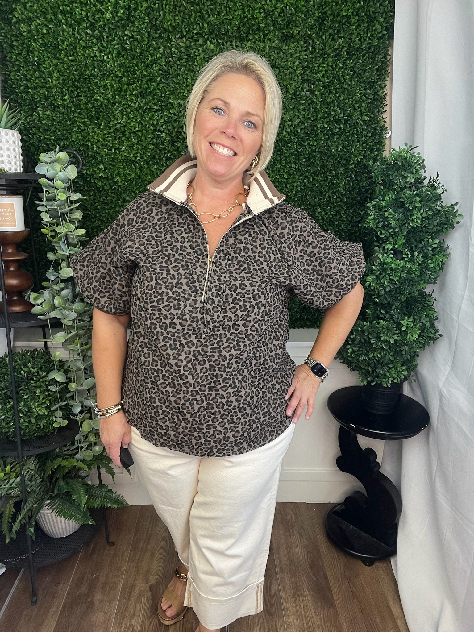 COLLARED ZIP UP BLOUSE