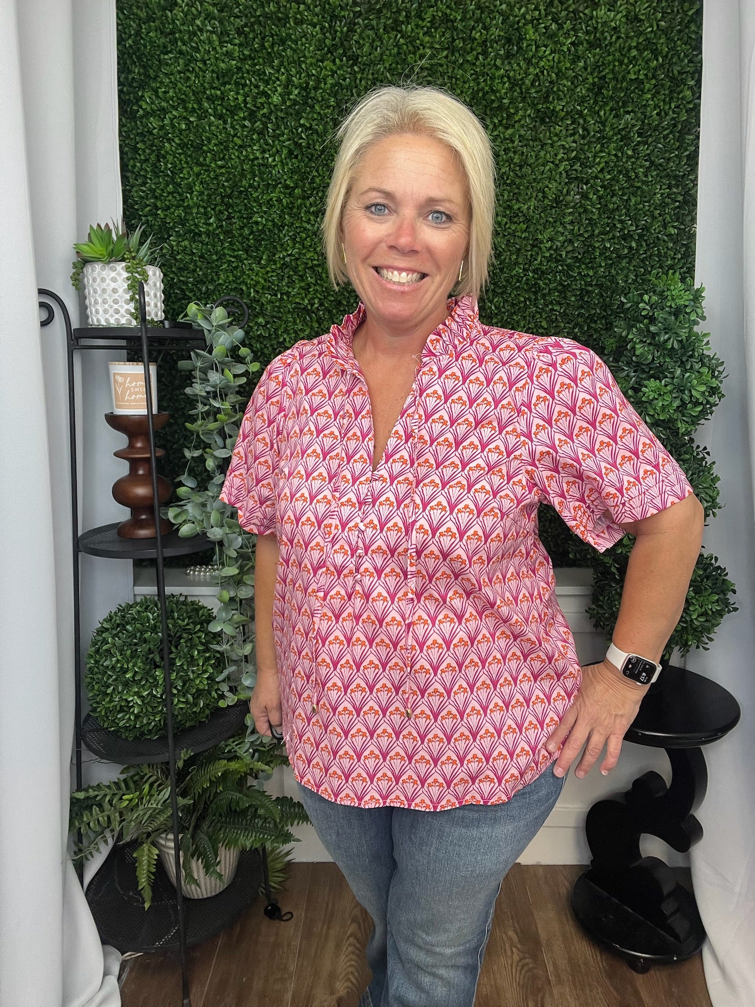 GEOMETRIC SS TOP W/RUFFLE MOCK NECK - PINK