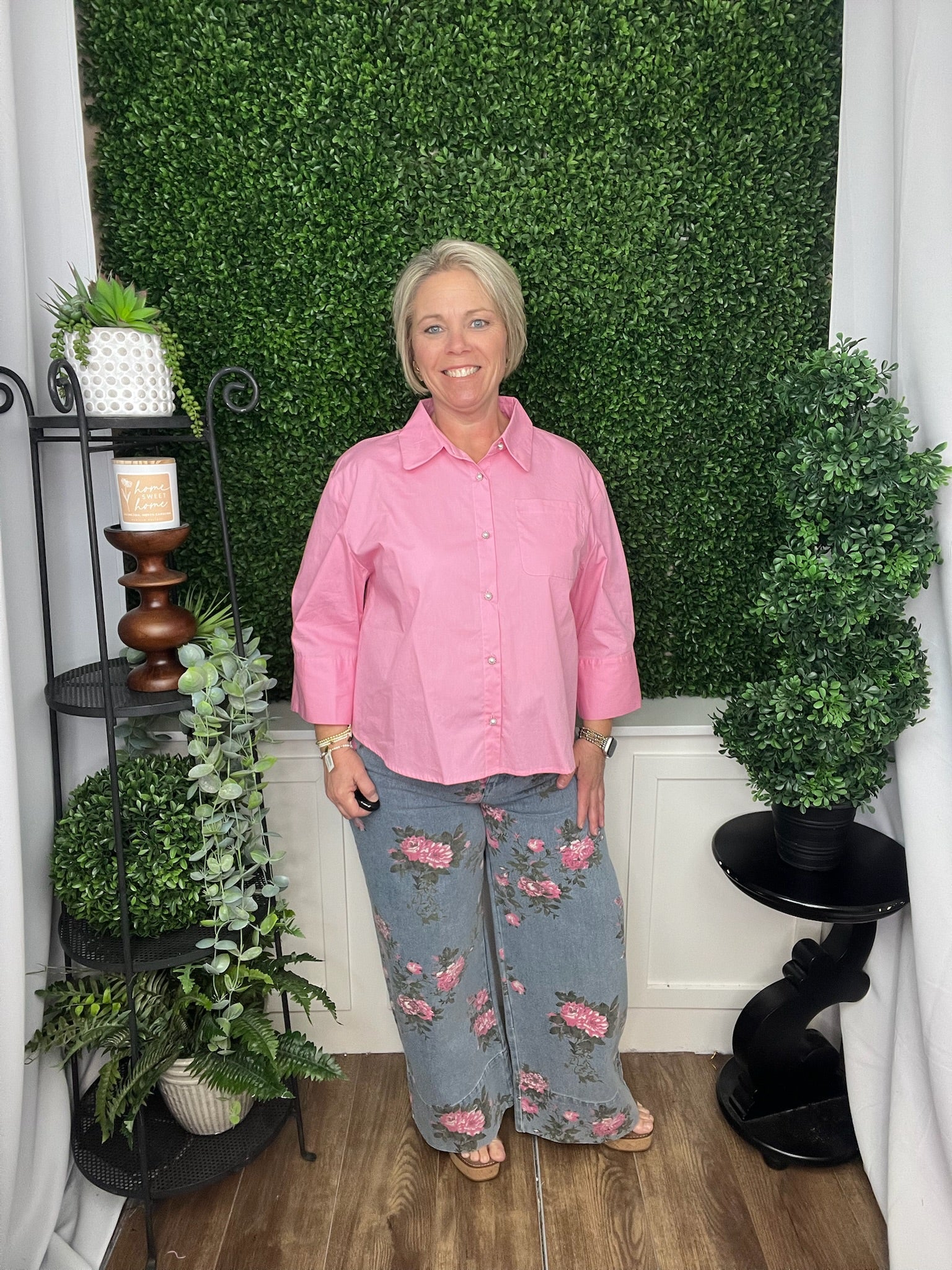 PLEAT DETAIL BUTTON DOWN SOLID TOP