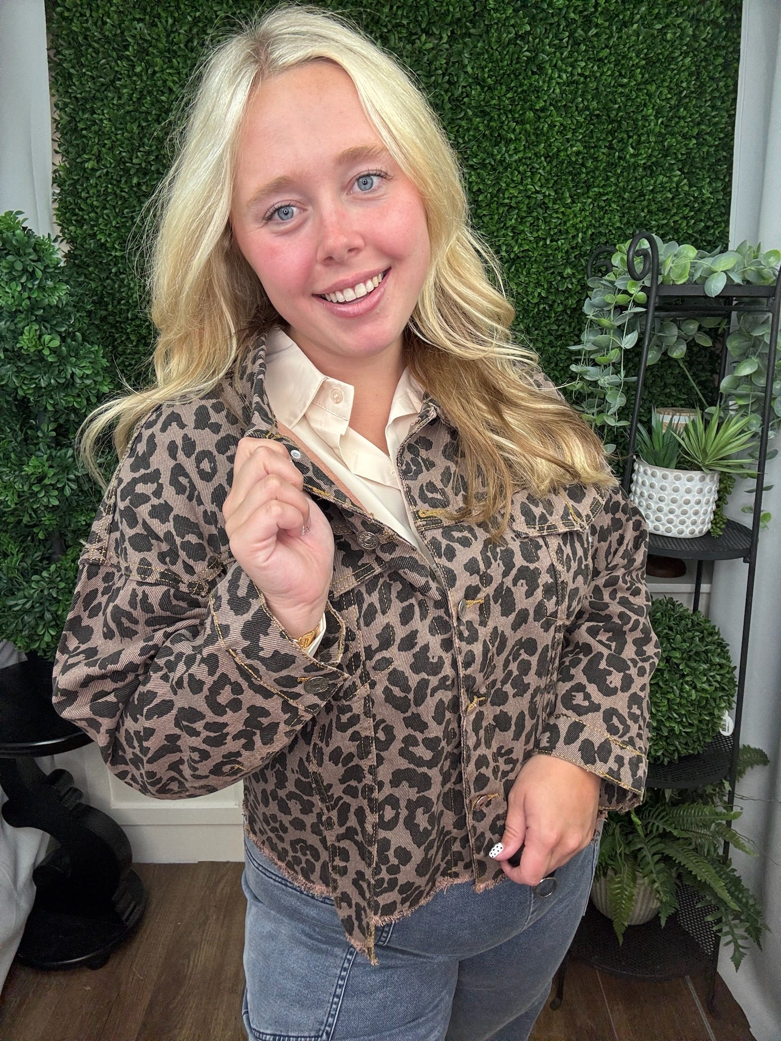 LEOPARD DENIM JACKET - BROWN