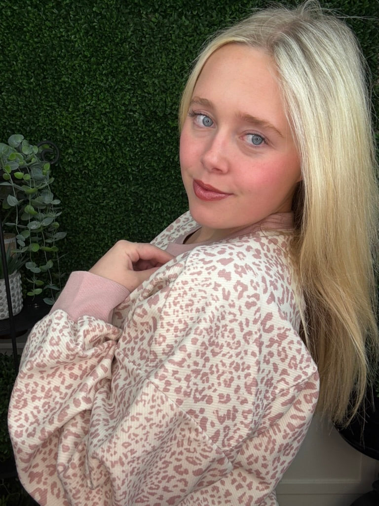 FASHION PULLOVER - BLUSH LEOPARD/ MOCHA LEOPARD
