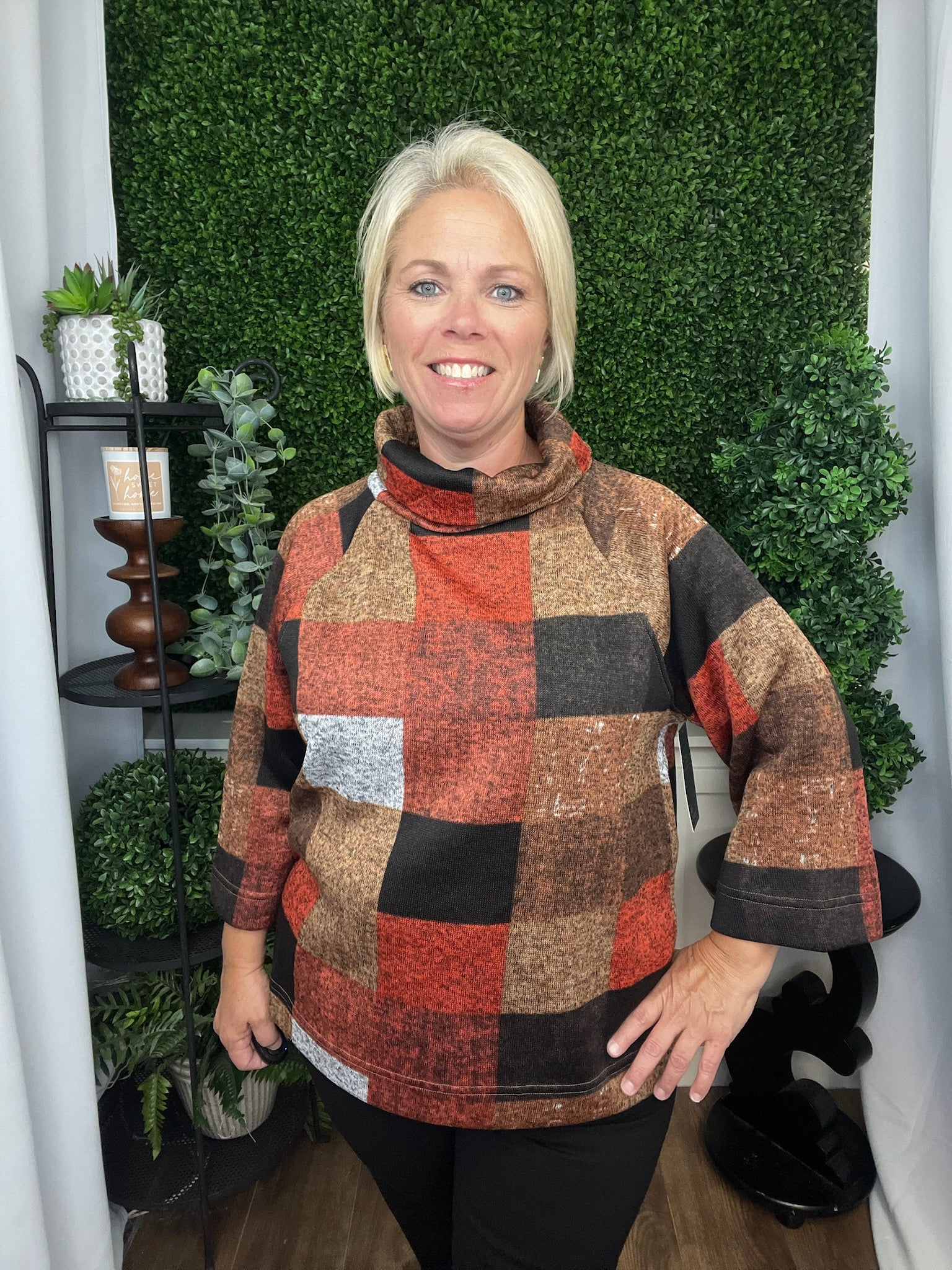 WOVEN POP-OVER TUNIC 3/4 SLEEVES - PLAID MULTI