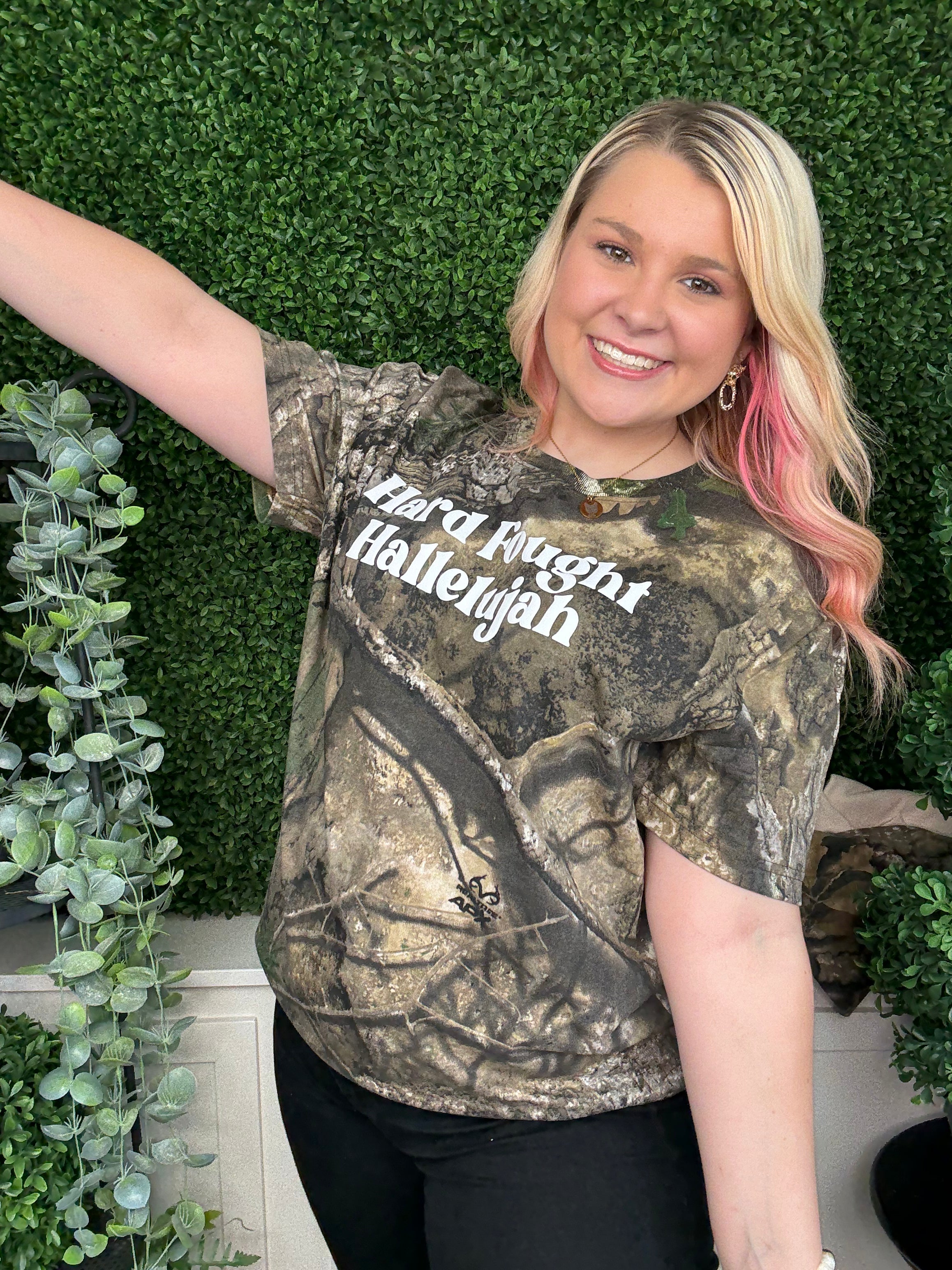 HARD FOUGHT HALLELUJAH SS - REAL TREE