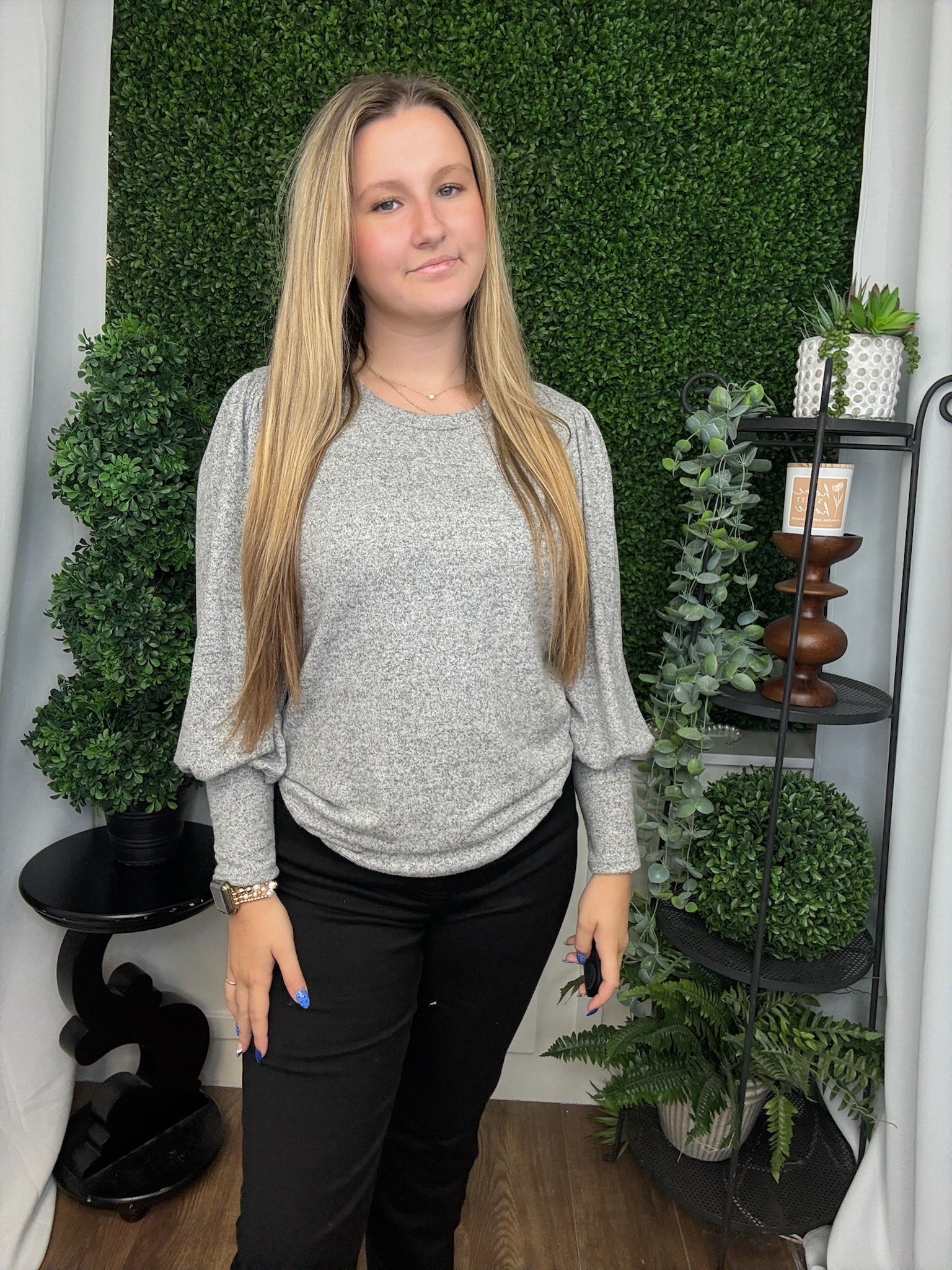 ANGELICA SOLID LONG SLEEVE TOP - OATMEAL