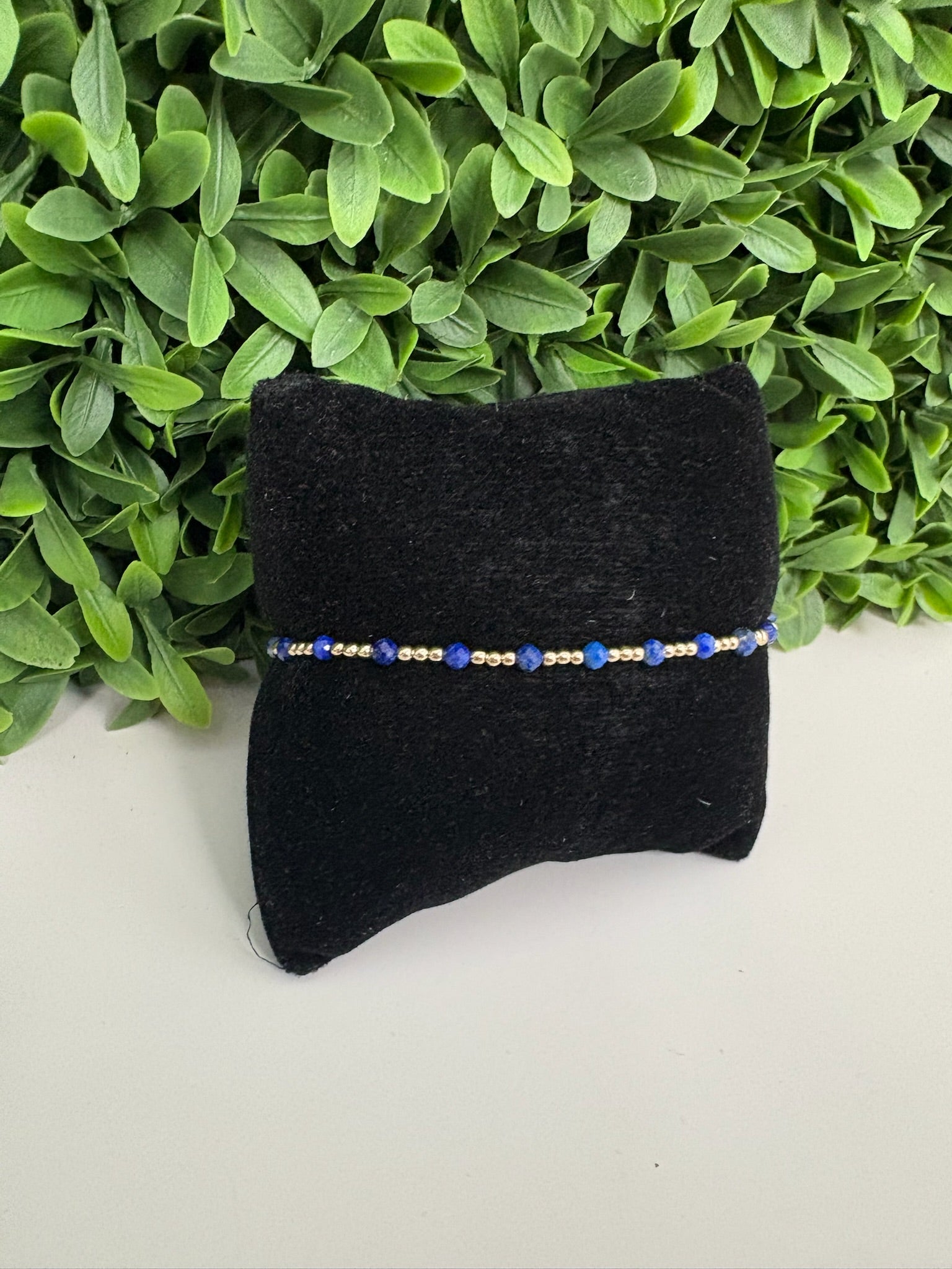 EXT GEMSTONE GOLD SINCERITY PATTERN 3MM BEAD BRAC -LAPIS