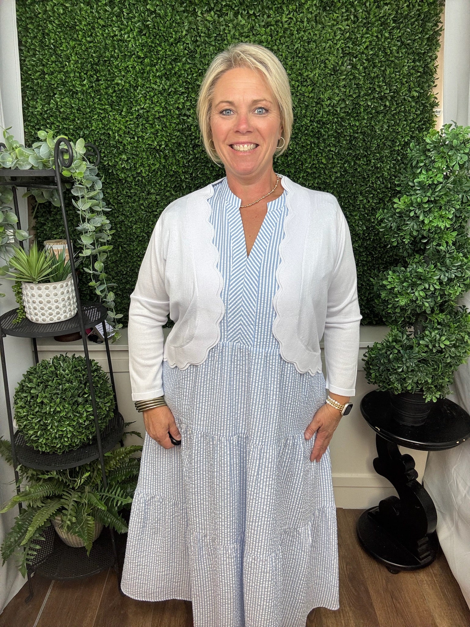 SCALLOP KNIT SHRUG CARDIGAN - WHITE