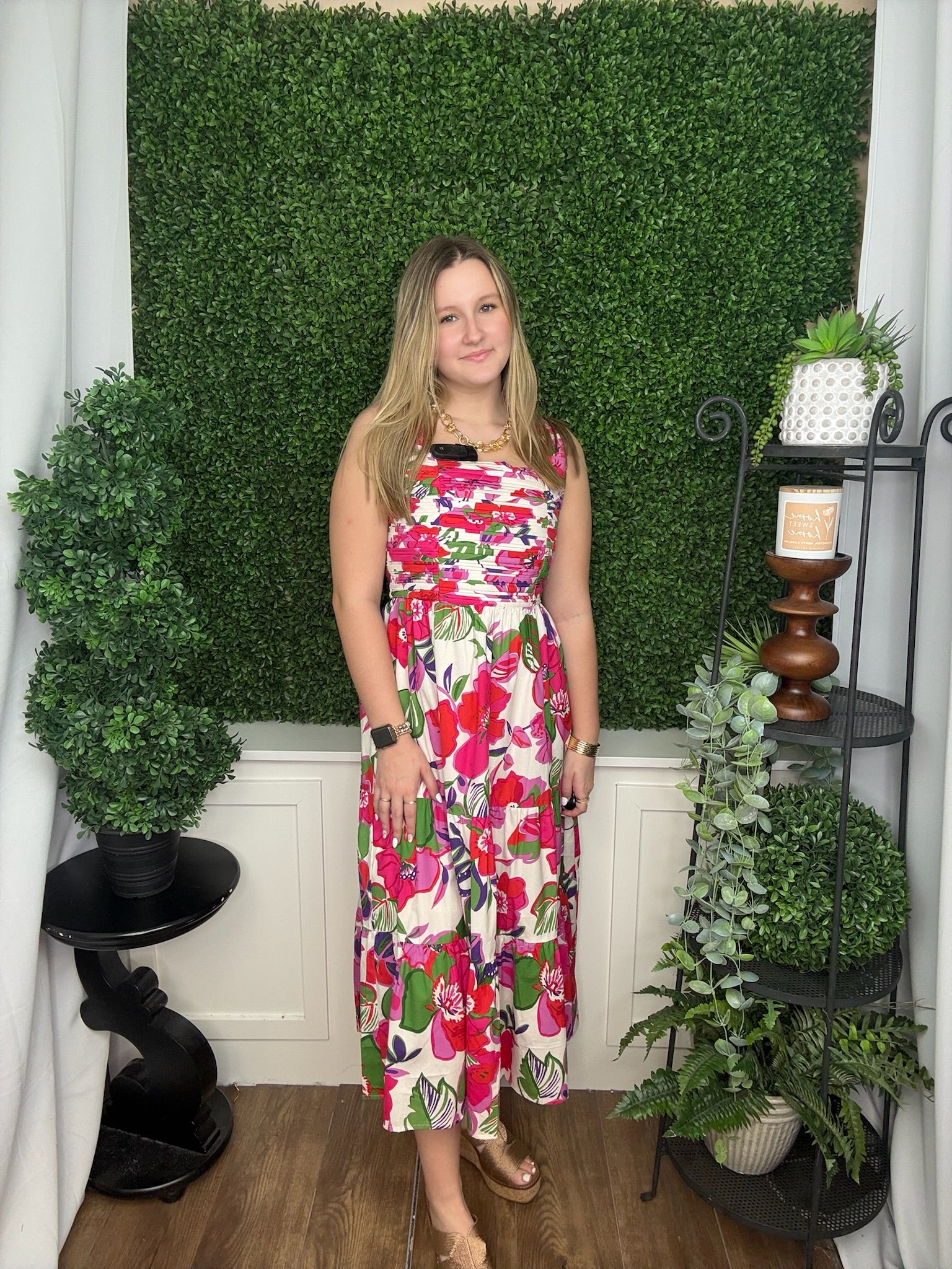 THIN STRAP FLORAL DETAIL MIDI DRESS - PINK