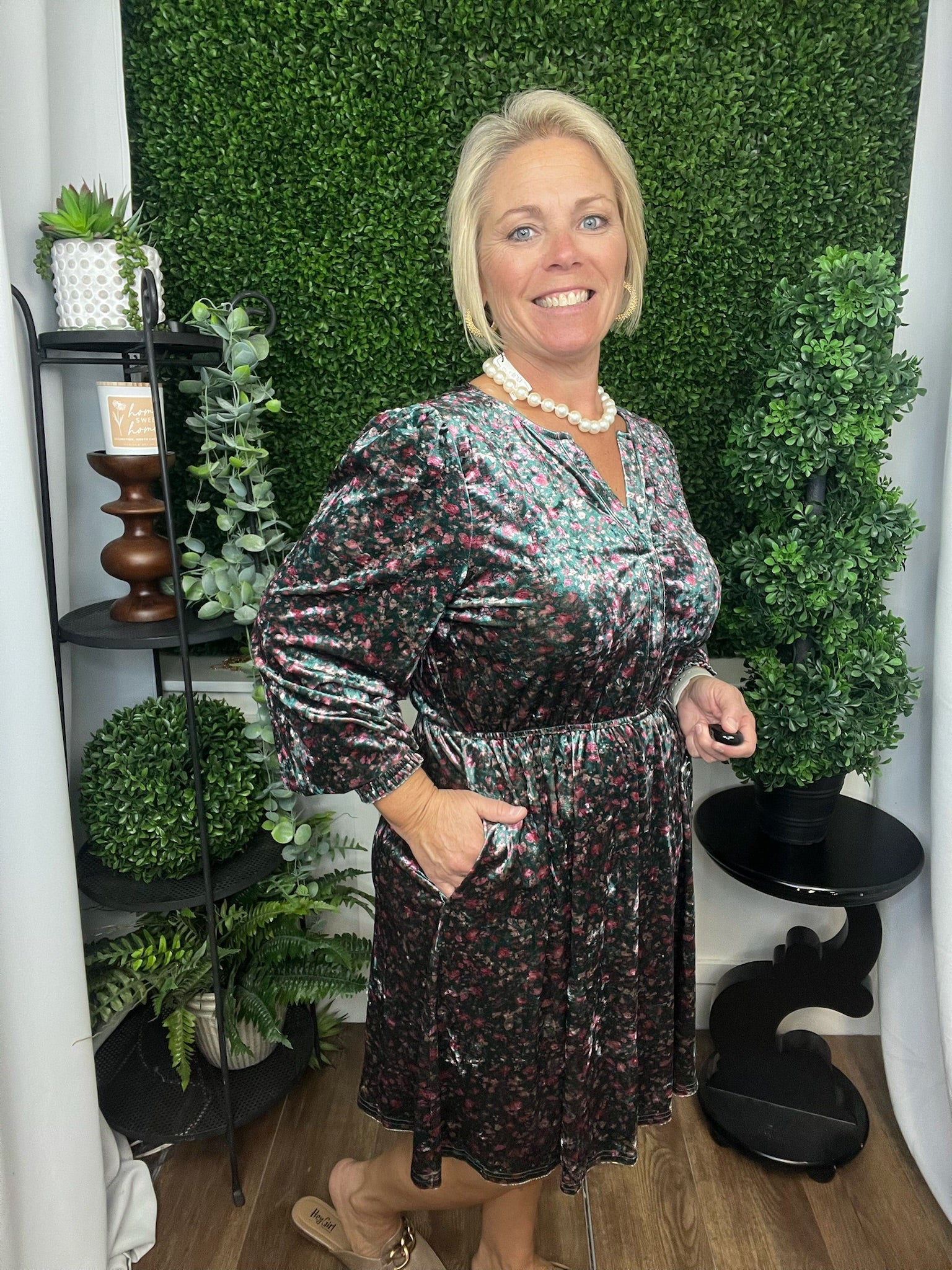 SPLIT VNECK SMOCKED HEM LS DRESS - H. GREEN