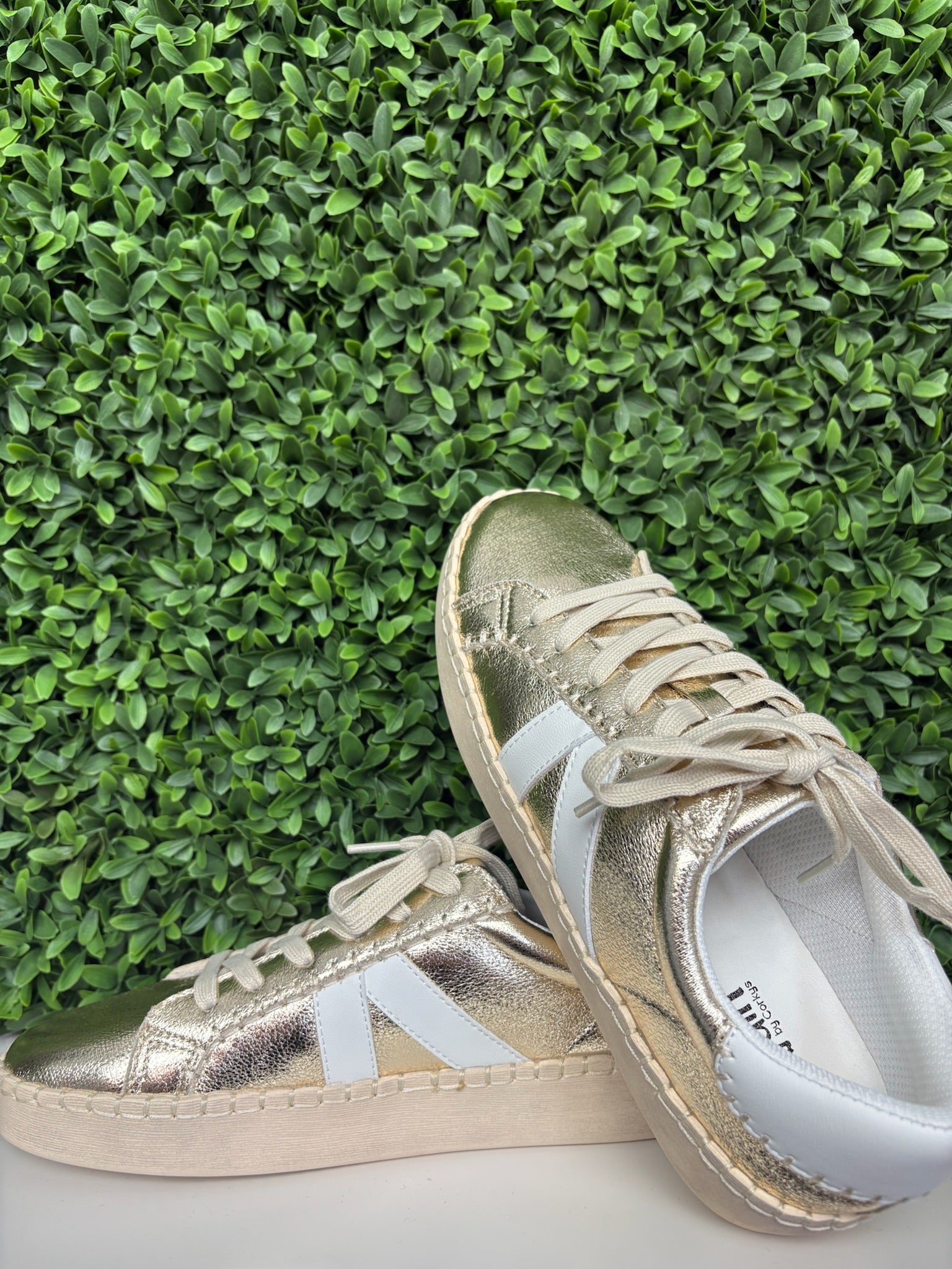 FRIEND ZONE - GOLD CRINKLE METALLIC