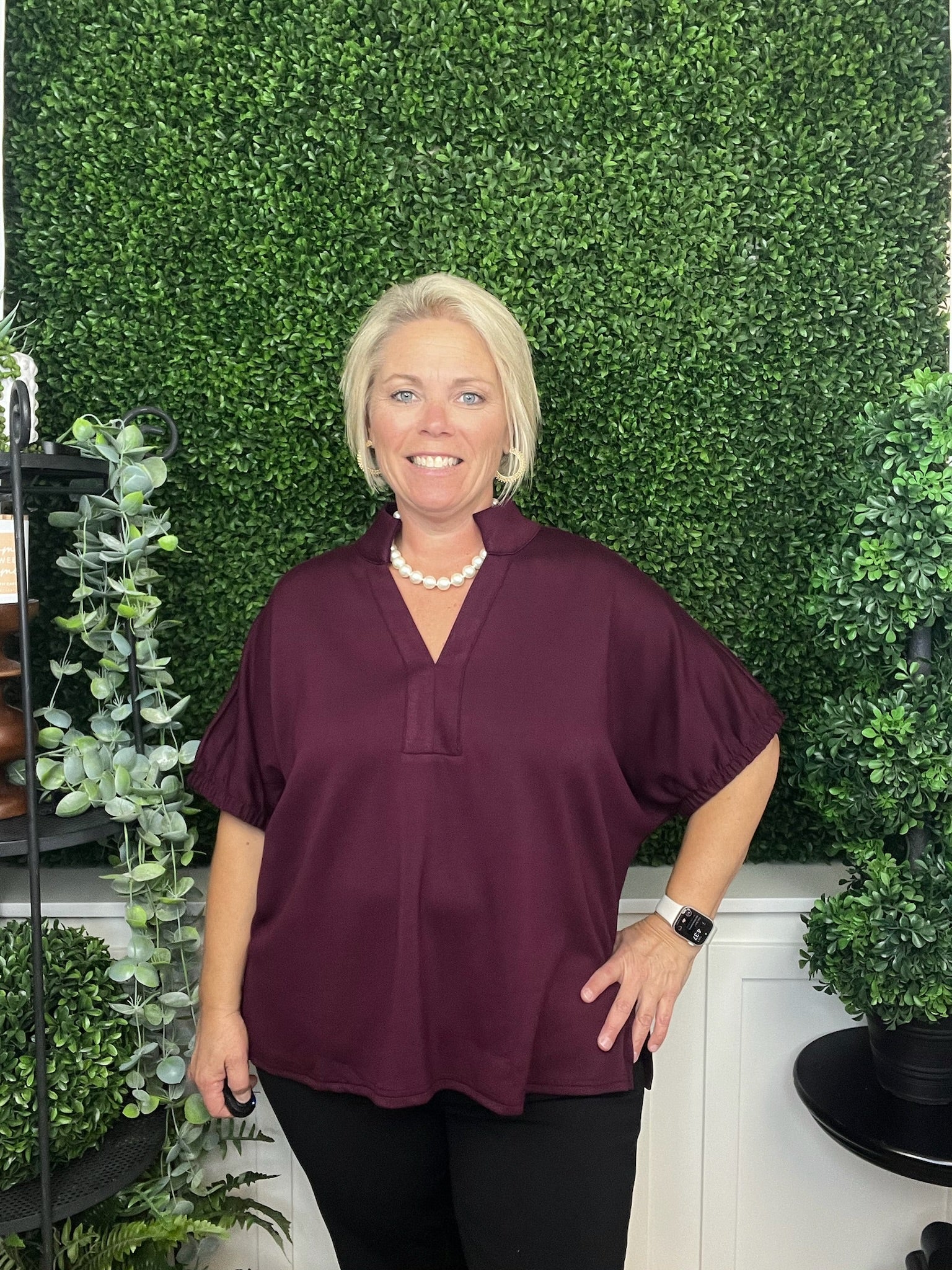 SOLID SS VNECK COLLAR BAND TOP