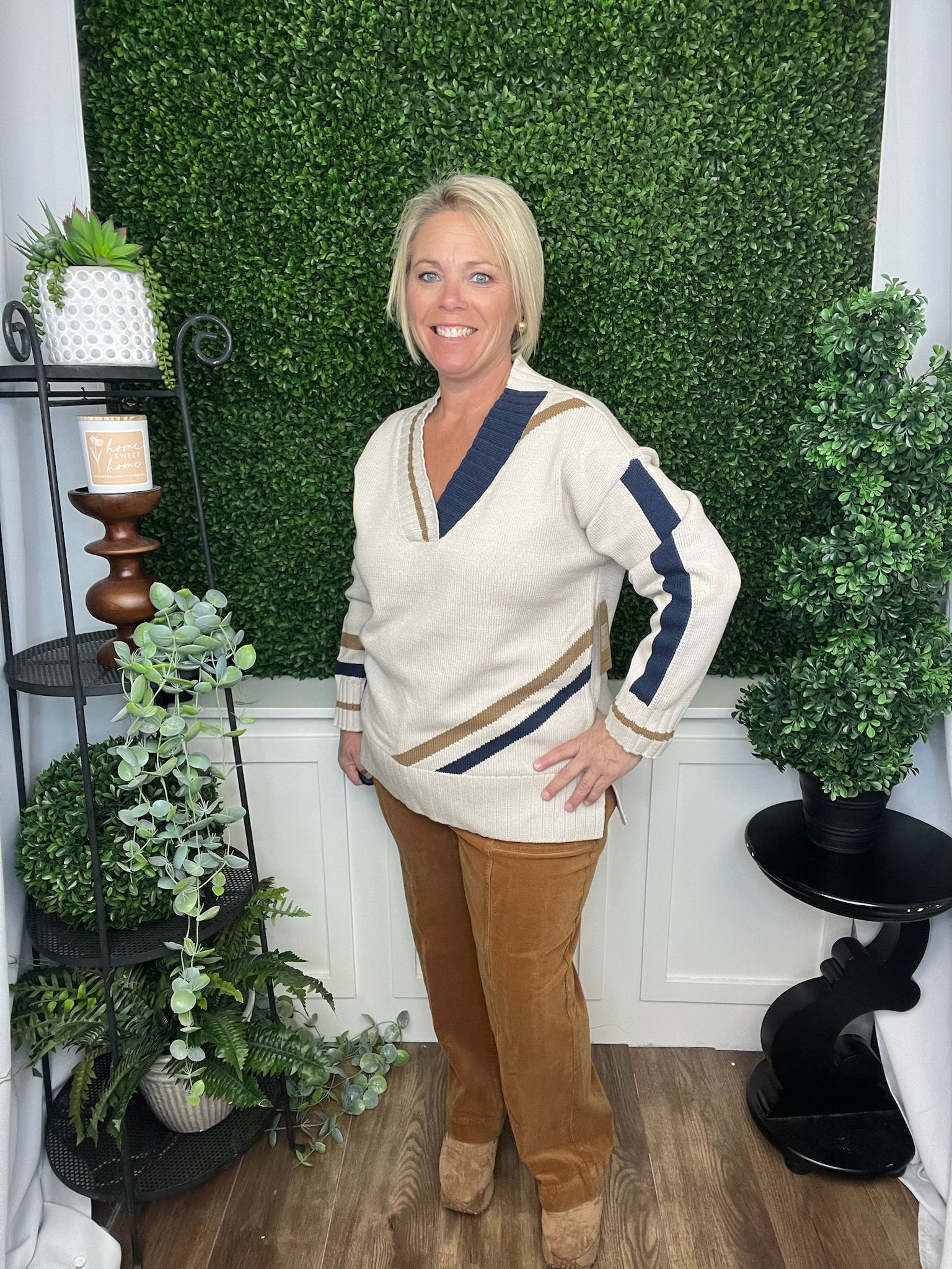 V-NECK VARSITY PULLOVER SWEATER - NATURAL