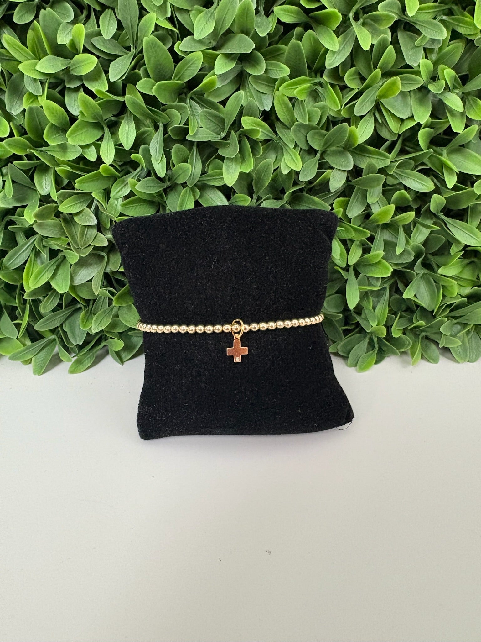 CLASSIC GOLD 3MM BEAD BRAC-SIGNATURE CROSS GOLD CHARM