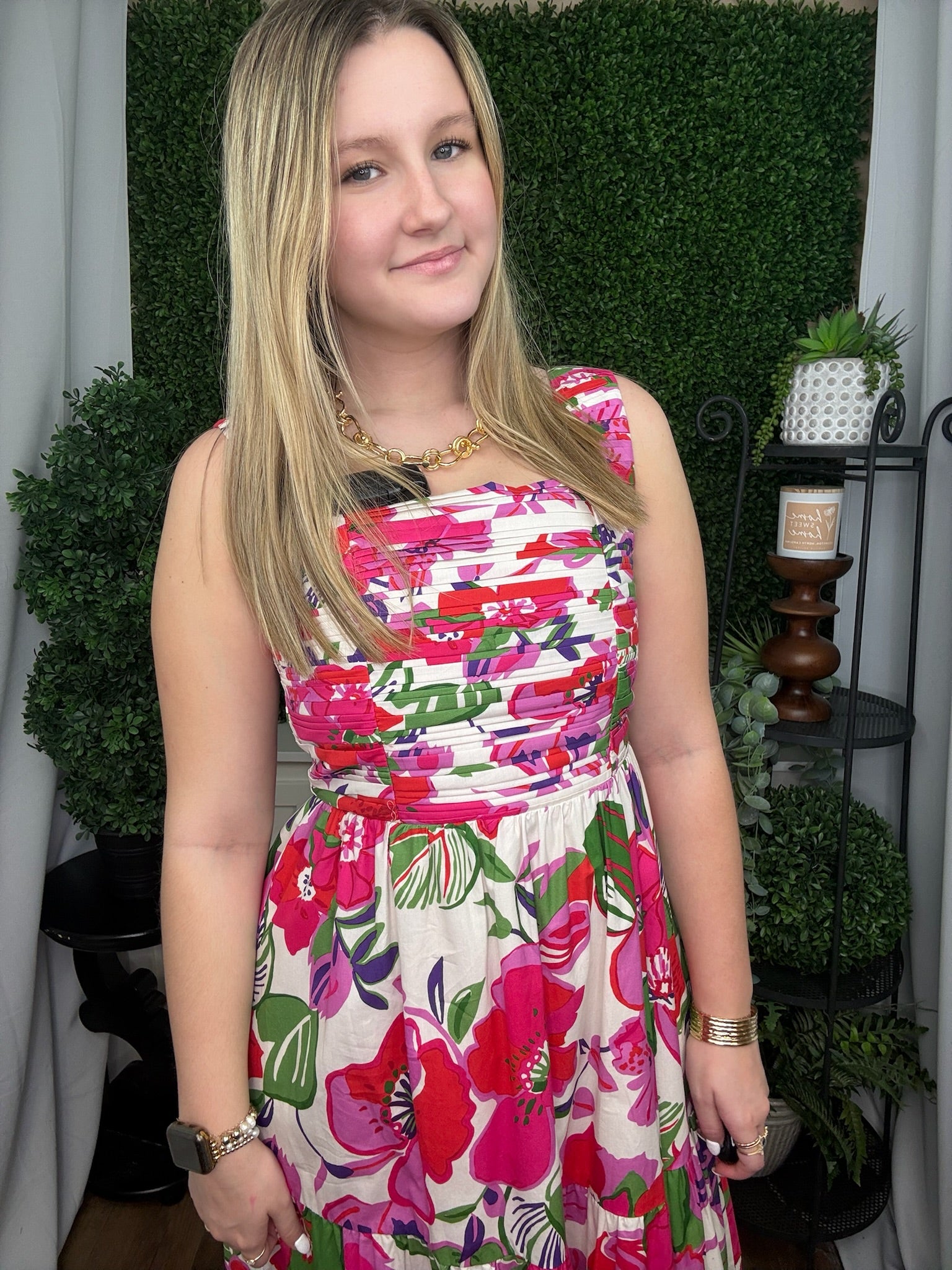 THIN STRAP FLORAL DETAIL MIDI DRESS - PINK