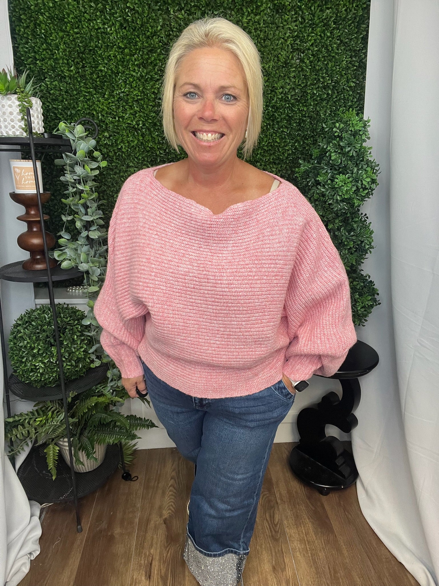 LONG DOLMAN SLEEVE BOAT NECK SWEATER TOP - MISTY PINK