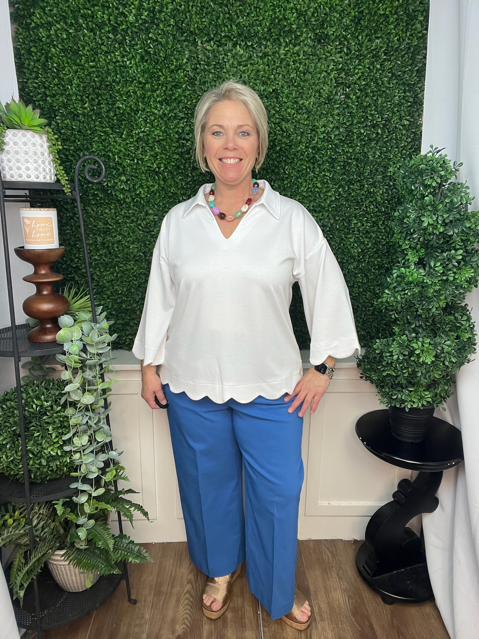 SCALLOP EDGE DETAIL SOLID TOP - OFF WHITE