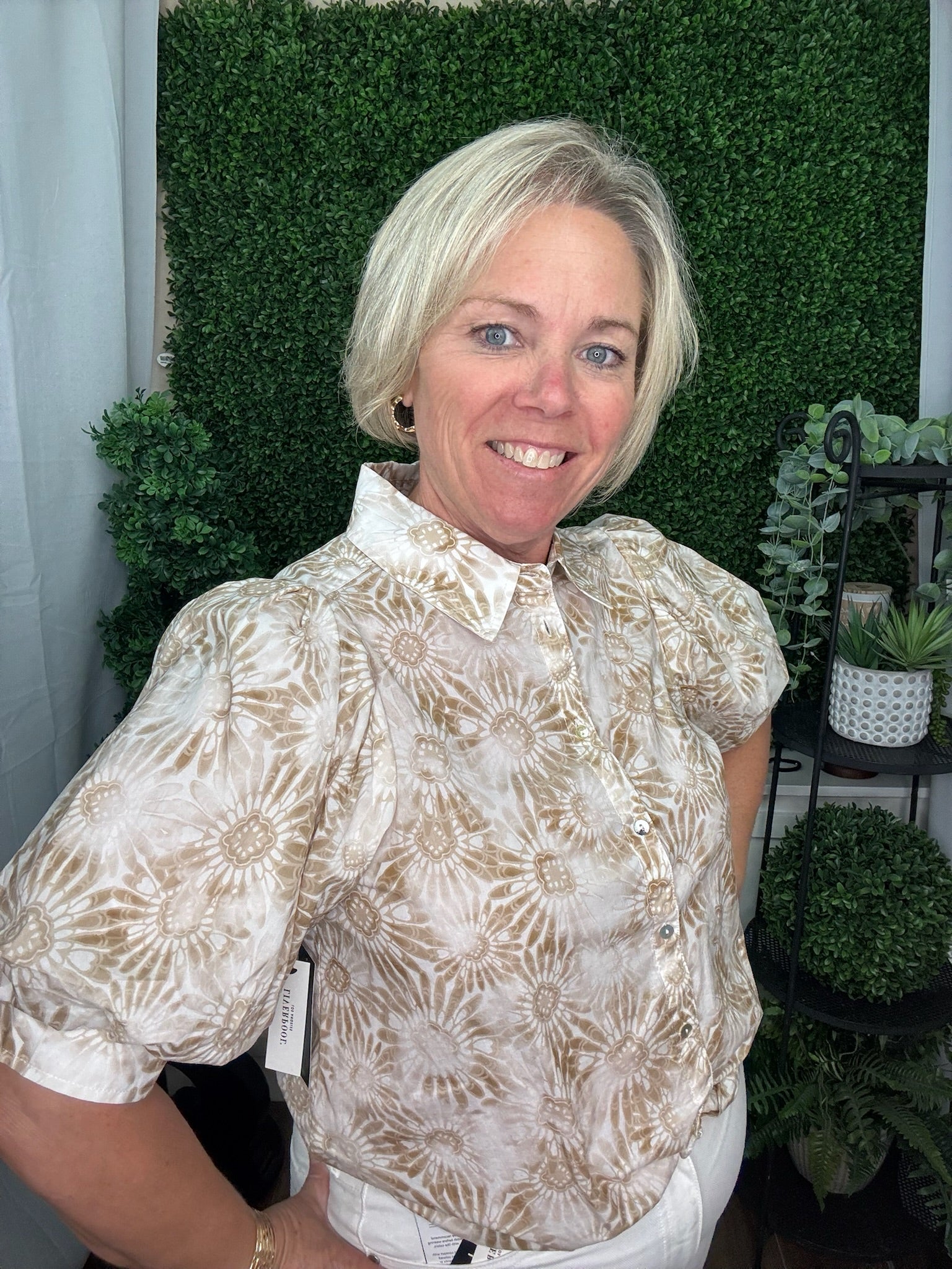PUFF SLEEVE BUTTON FRONT WOVEN TOP W/TWIST - TAN WHITE FLORAL