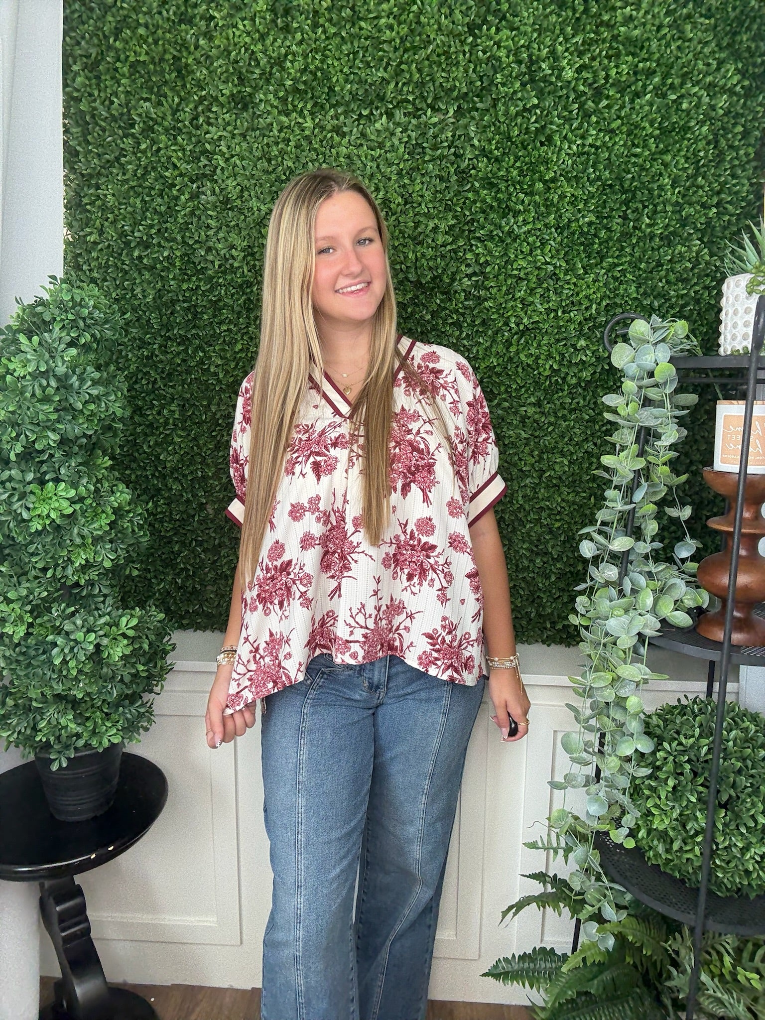 FLORAL PRINT OVERSIZED PULLOVER SHORT DOLMAN SLEEVE TOP - BURGUNDY