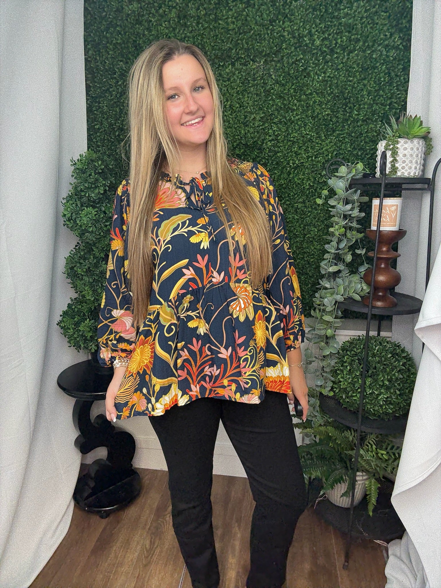 FLORAL PRINT TOP W/FRONT TIE - NAVY MIX