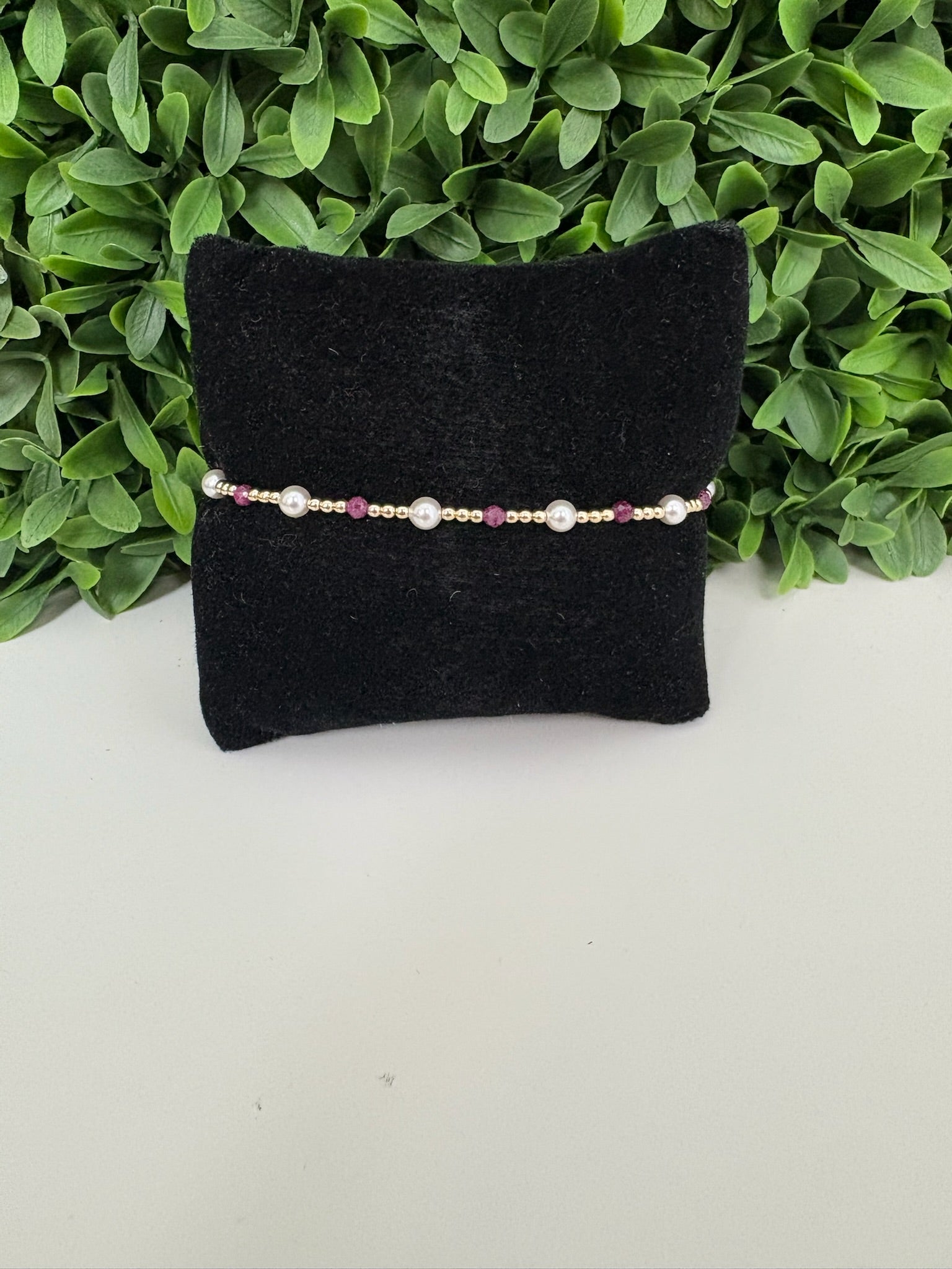 EXTENDS - PEARL SINCERITY PATTERN 4MM BEAD BRACELET - RUBY