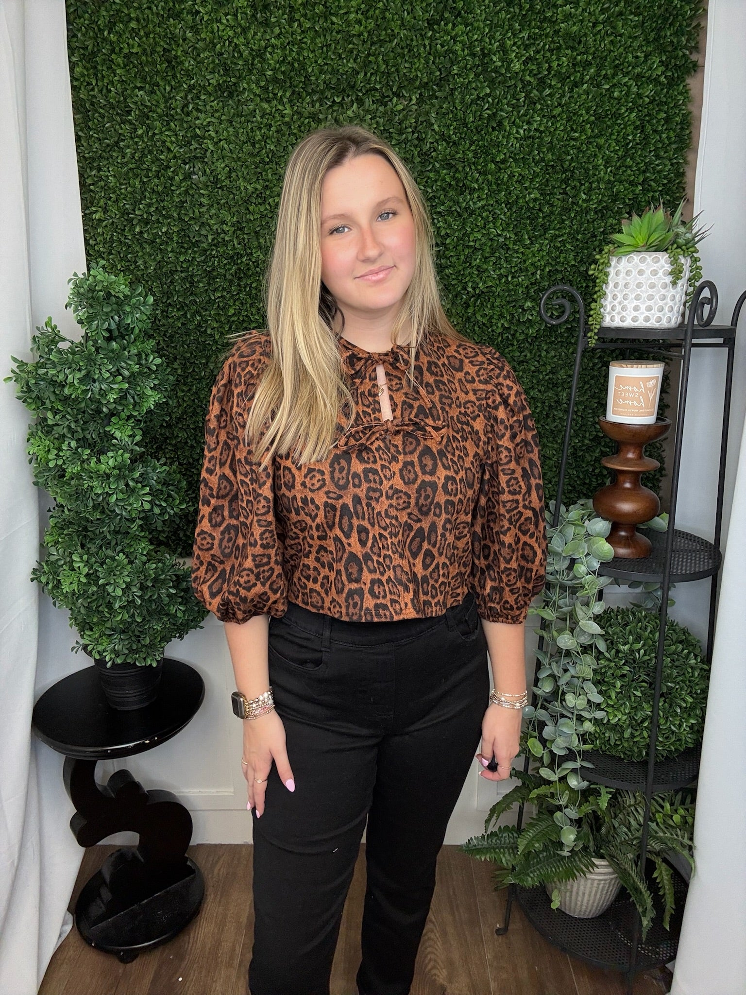 TIED SHORT BLOUSE - CAMEL