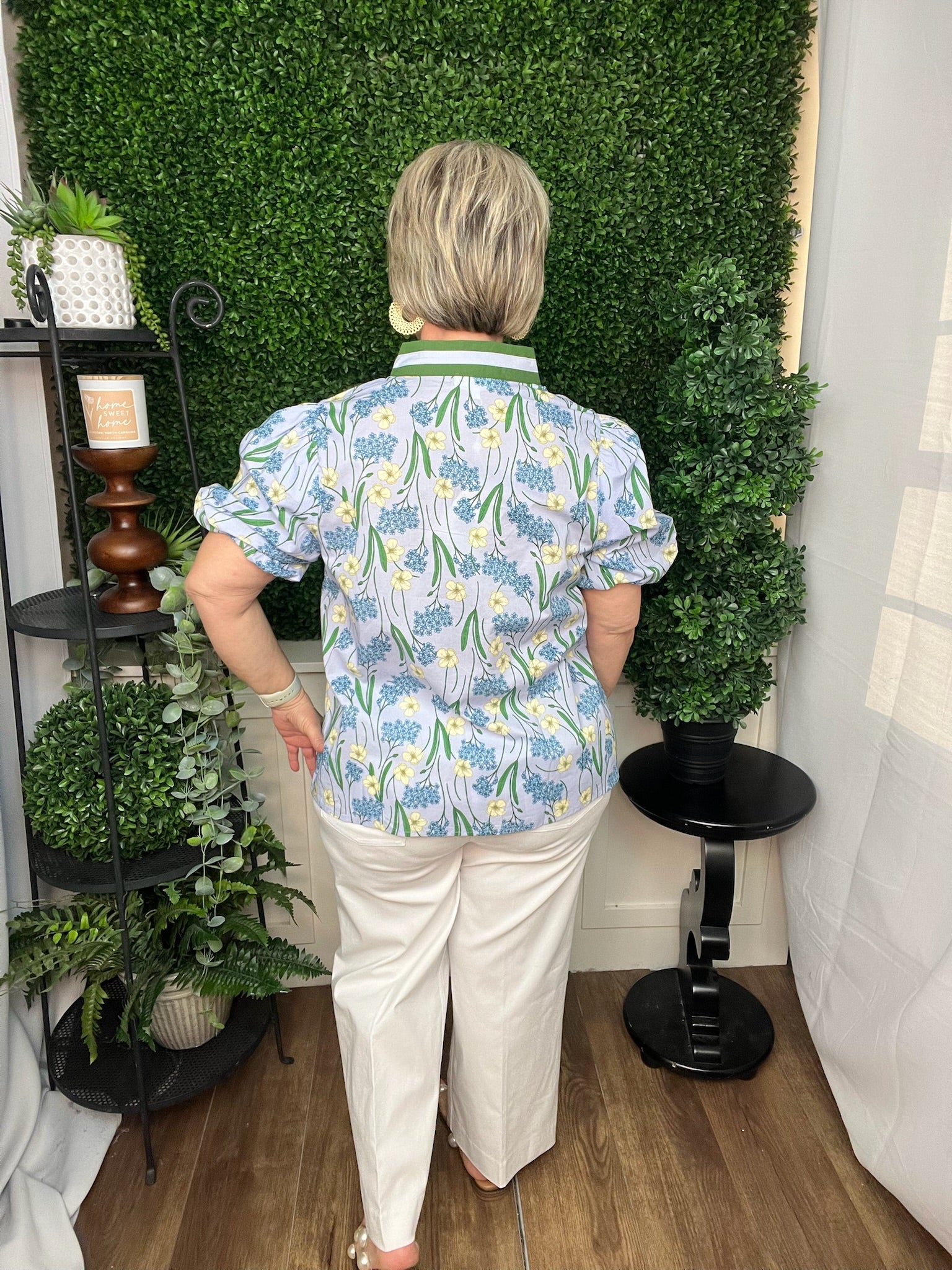 SHORT SLEEVE FLORAL V NEXT BLOUSE