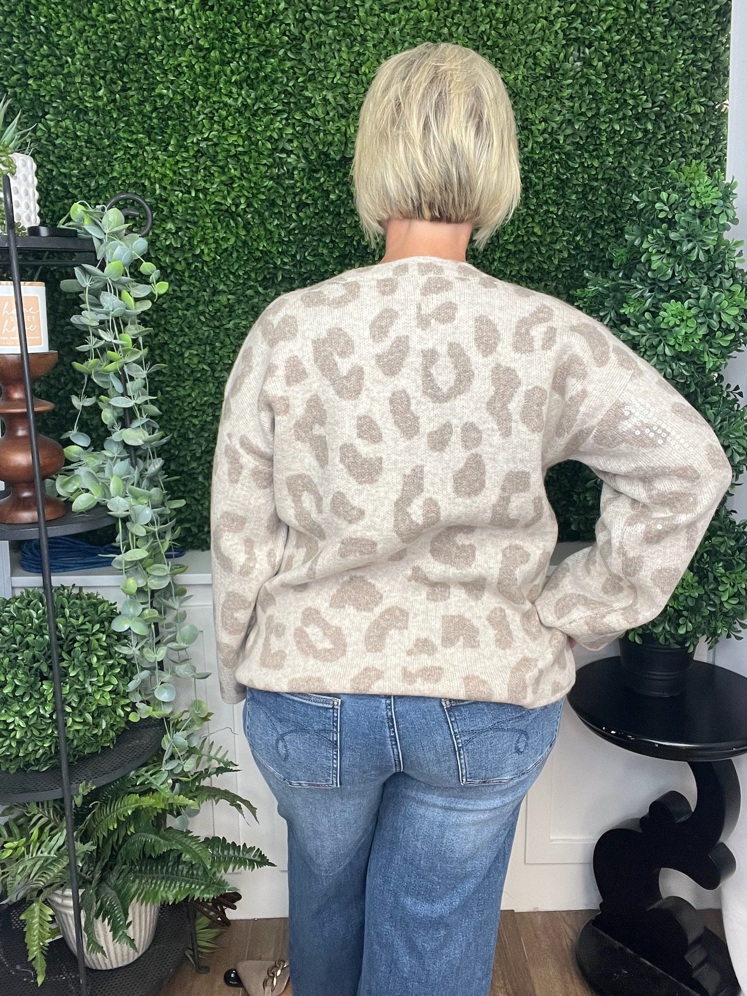 LS CREW NECK SWEATER W/SEQUINS - SANDSTONE