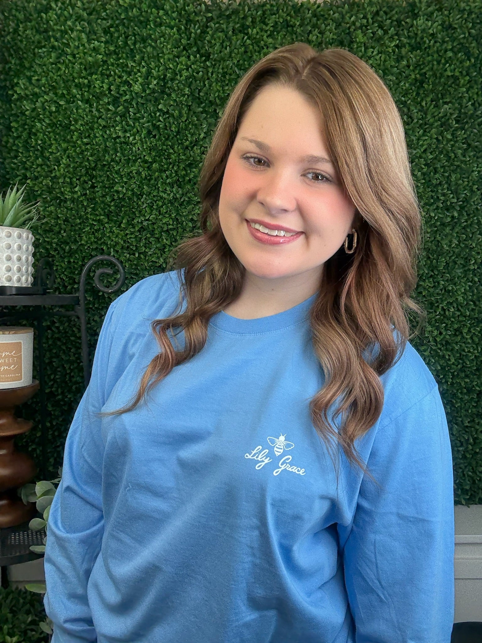 SO VERY MERRY NUTCRACKER LS AZURE