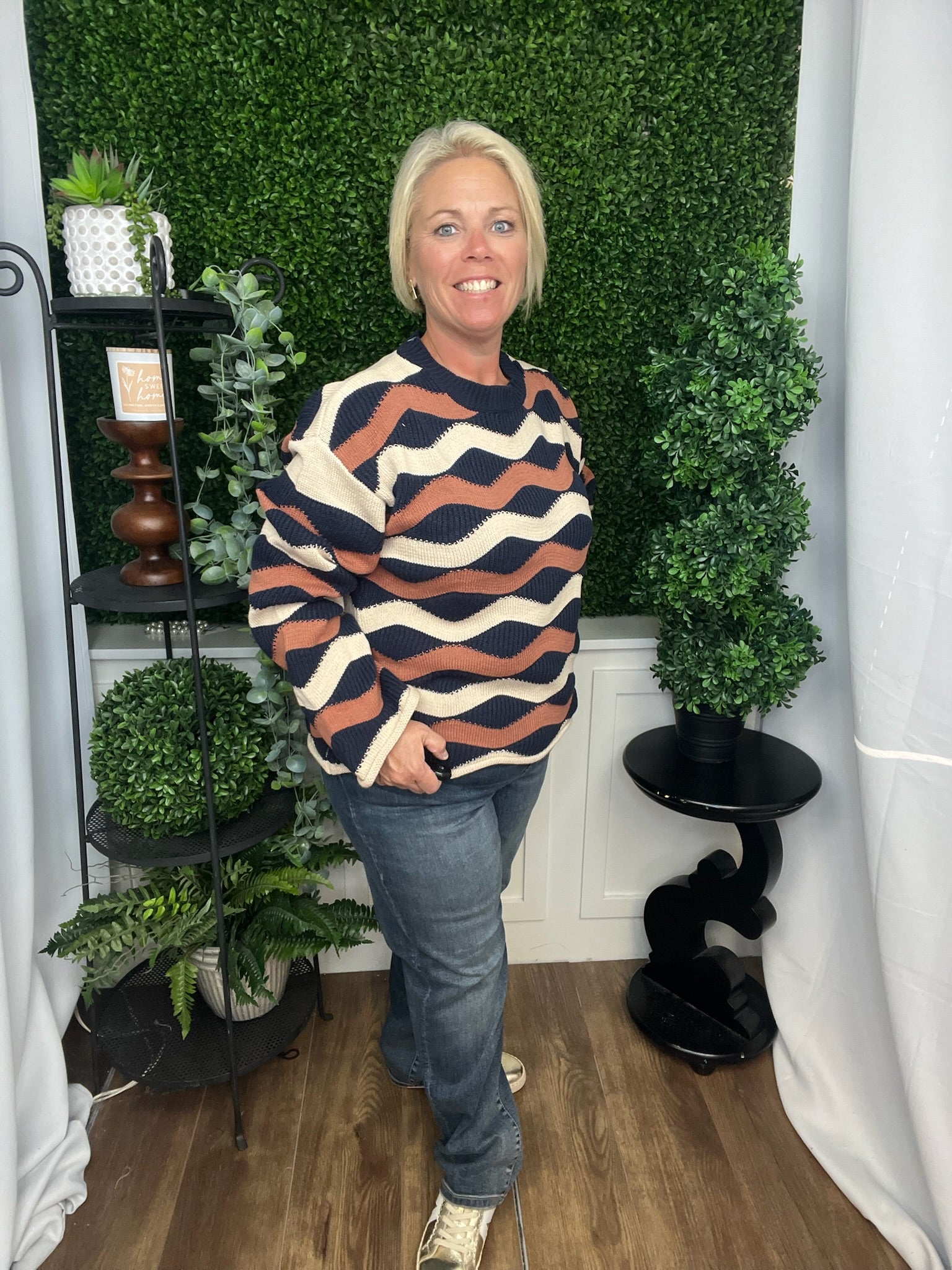 LS WAVY STRIPE SWEATER TOP - NAVY/CINNAMON