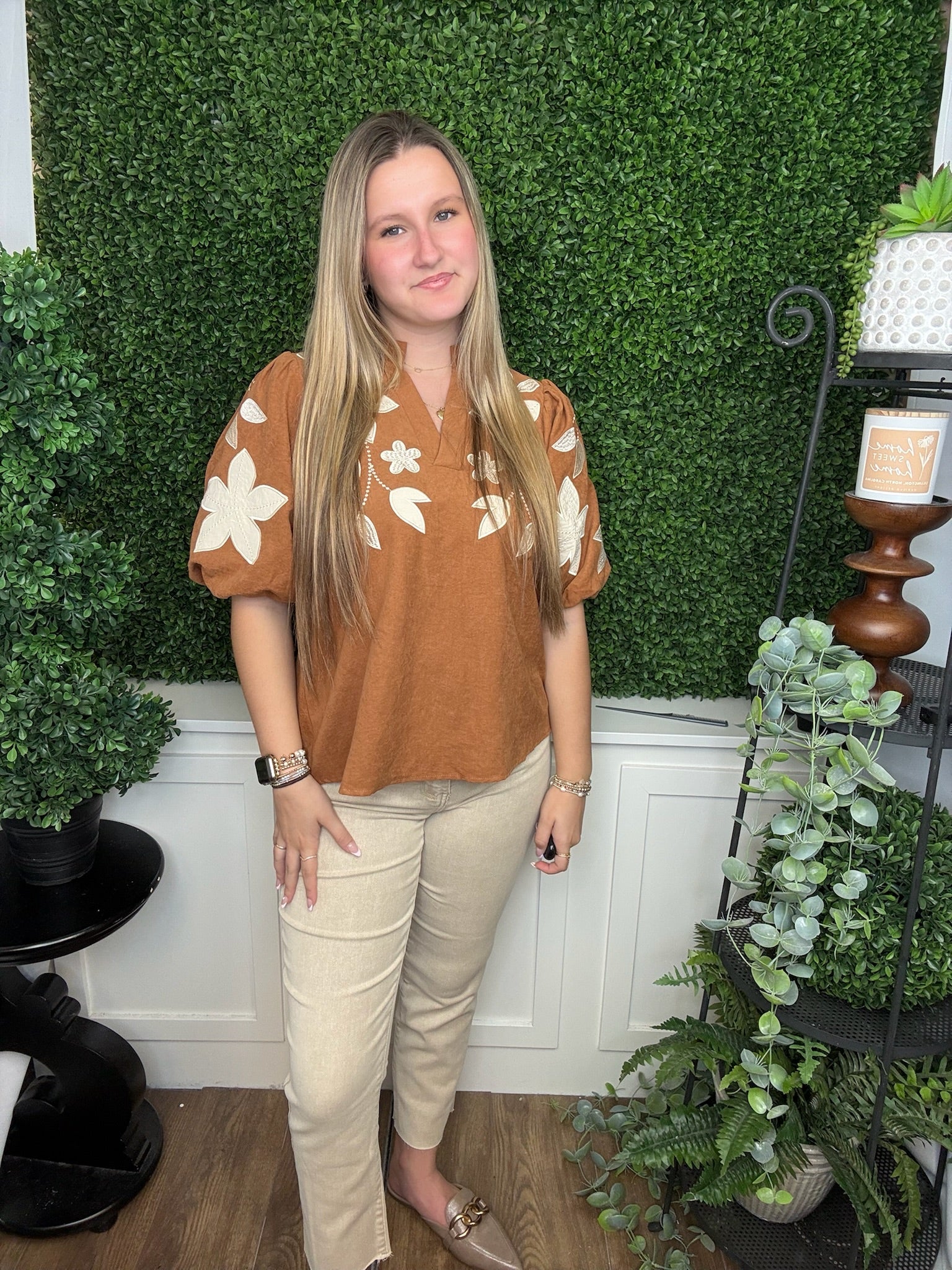 WASHED SUEDE TOP W/CONTRAST FLORAL APPLIQUE - CAMEL