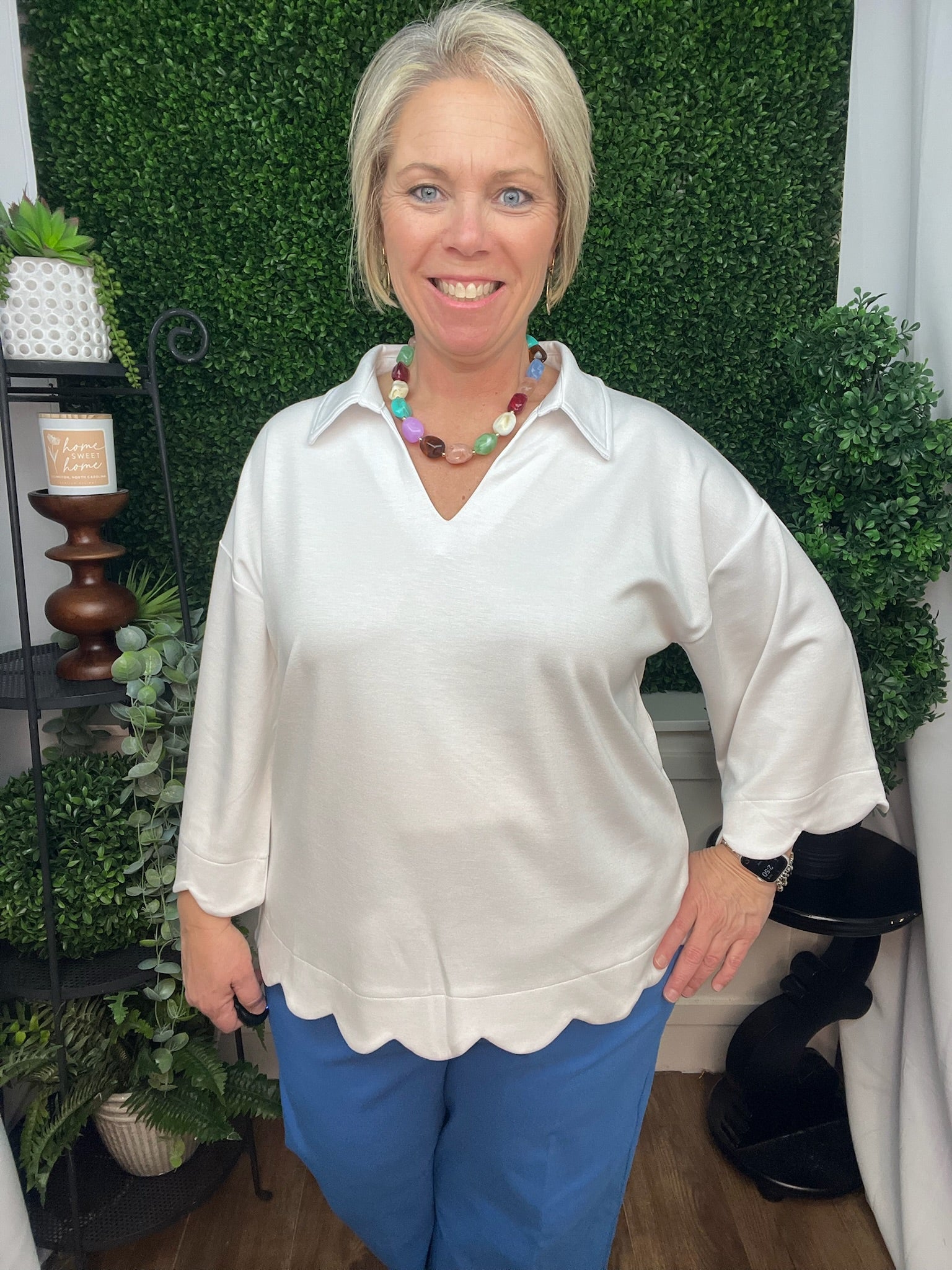 SCALLOP EDGE DETAIL SOLID TOP - OFF WHITE