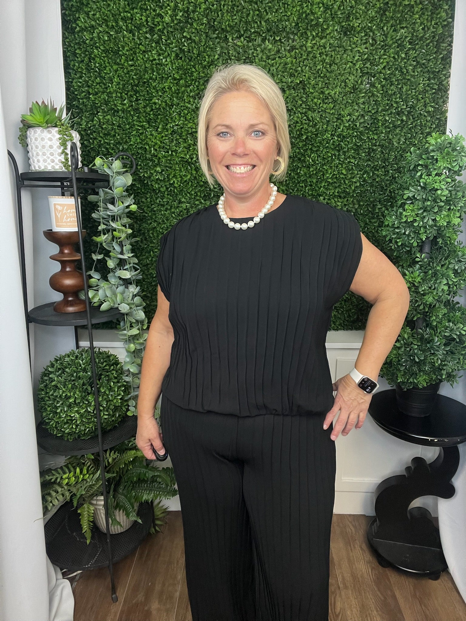 PLEATED TOP AND PANTS SET - BLACK