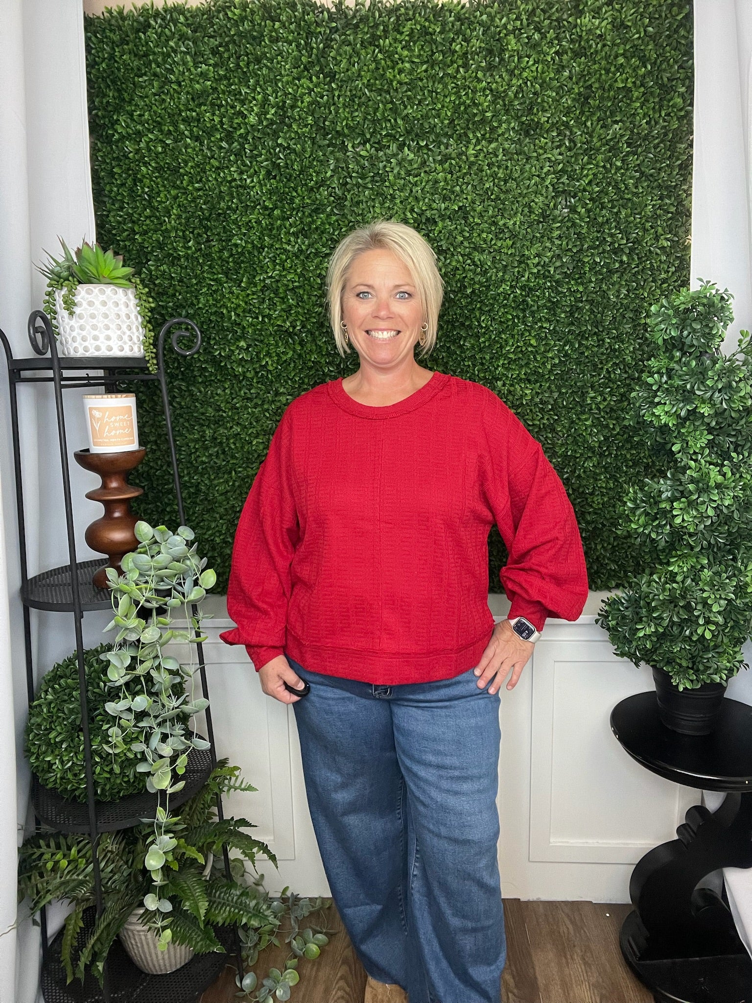 RAW EDGE DETAIL OVERSIZED KNIT TOP - RED