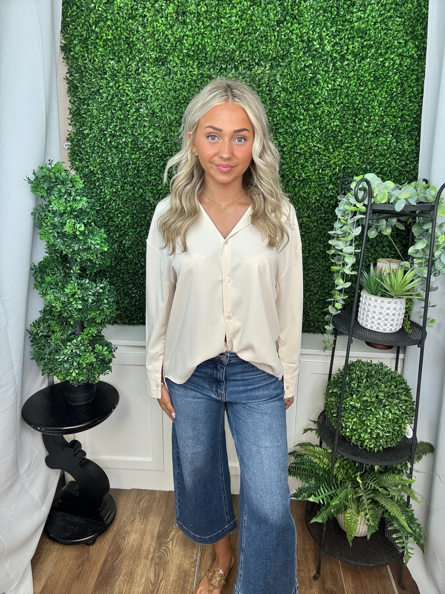 Kathryn Classic Button-Up - Ivory