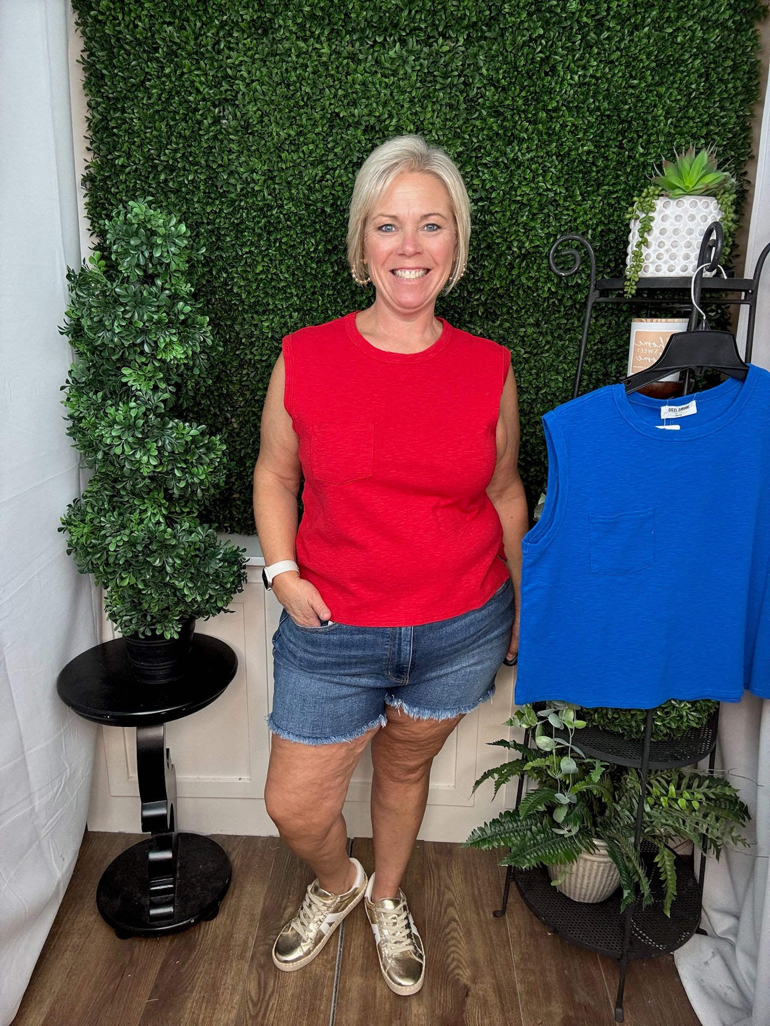 Everyday Pocket Muscle Tee