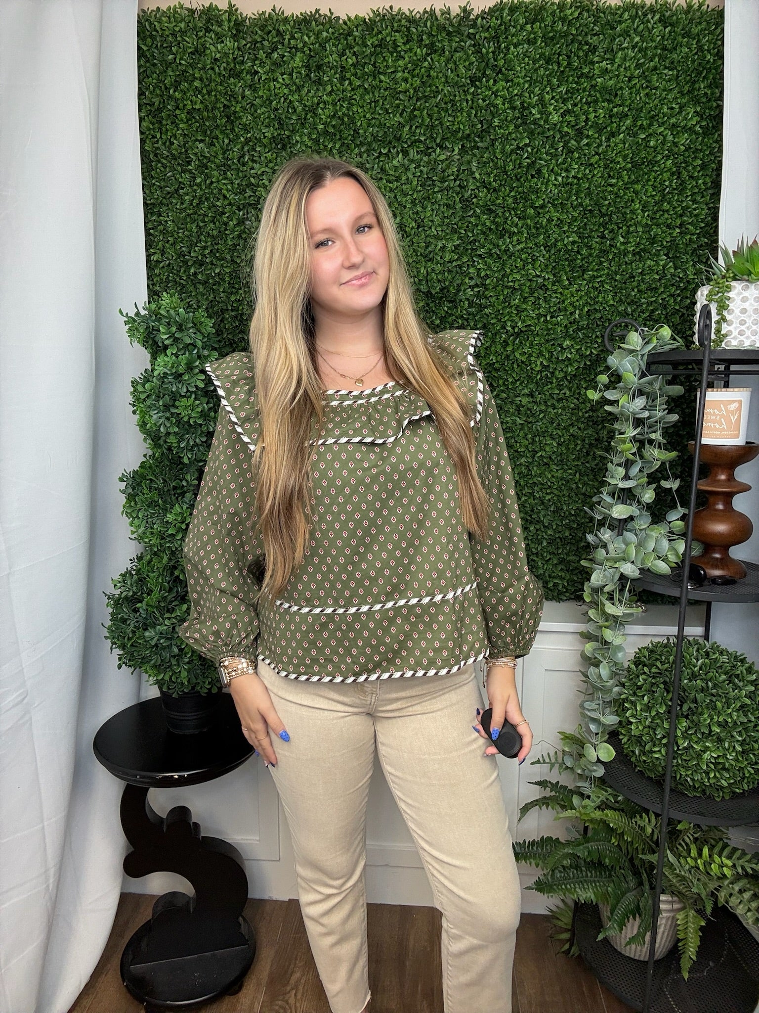 RUFFLED YOKE TIE BACK LS TOP - OLIVE MULTI