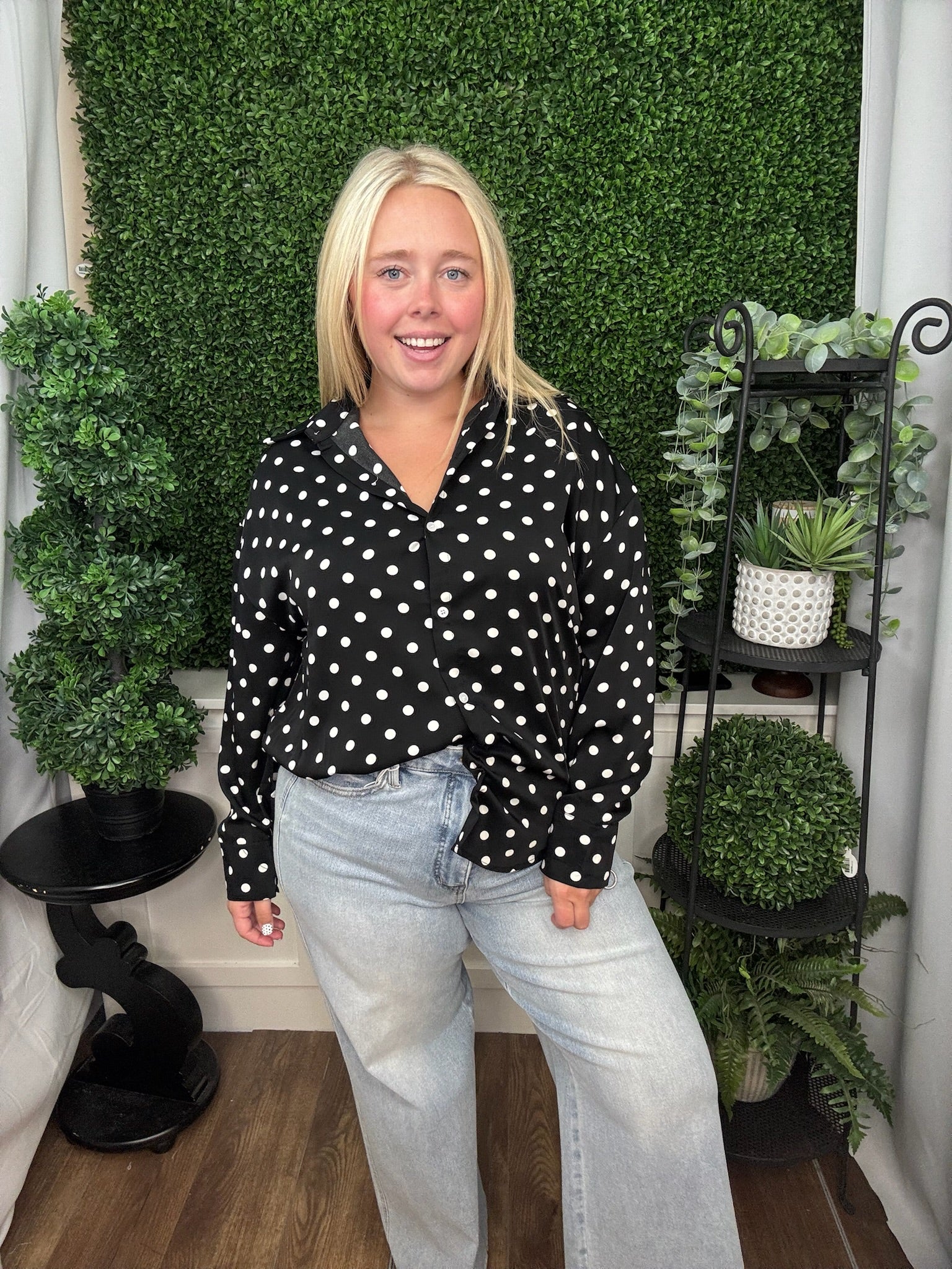 Kathryn Classic Button-Up - Polka Dot
