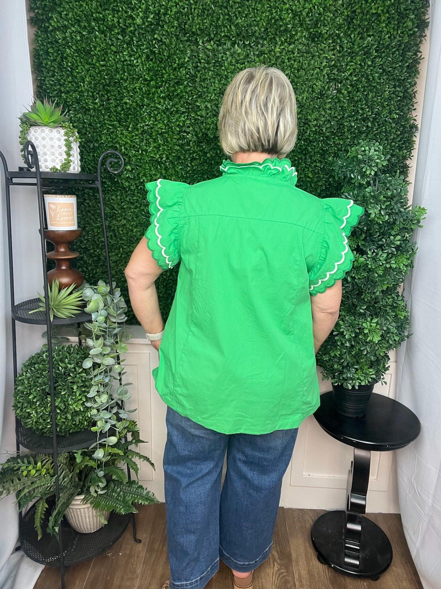 Scallop Trim Flutter Sleeve Blouse