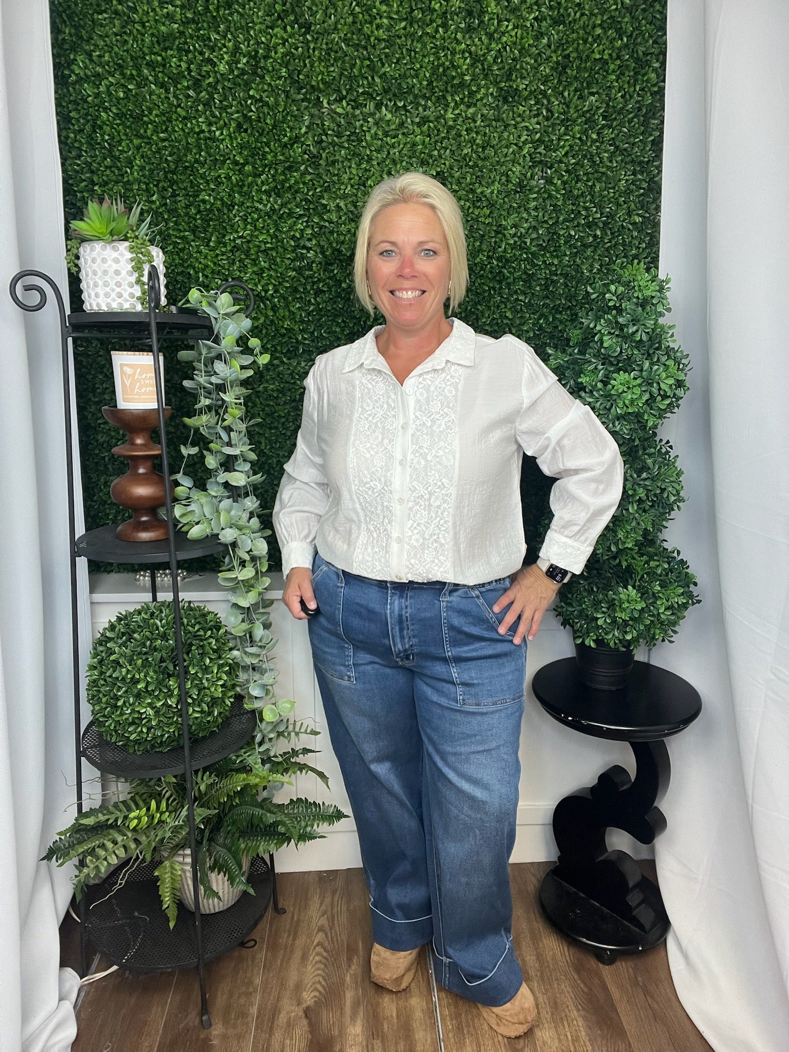 LS WOVEN BUTTON DOWN TOP W/LACE DETAIL - OFF WHITE