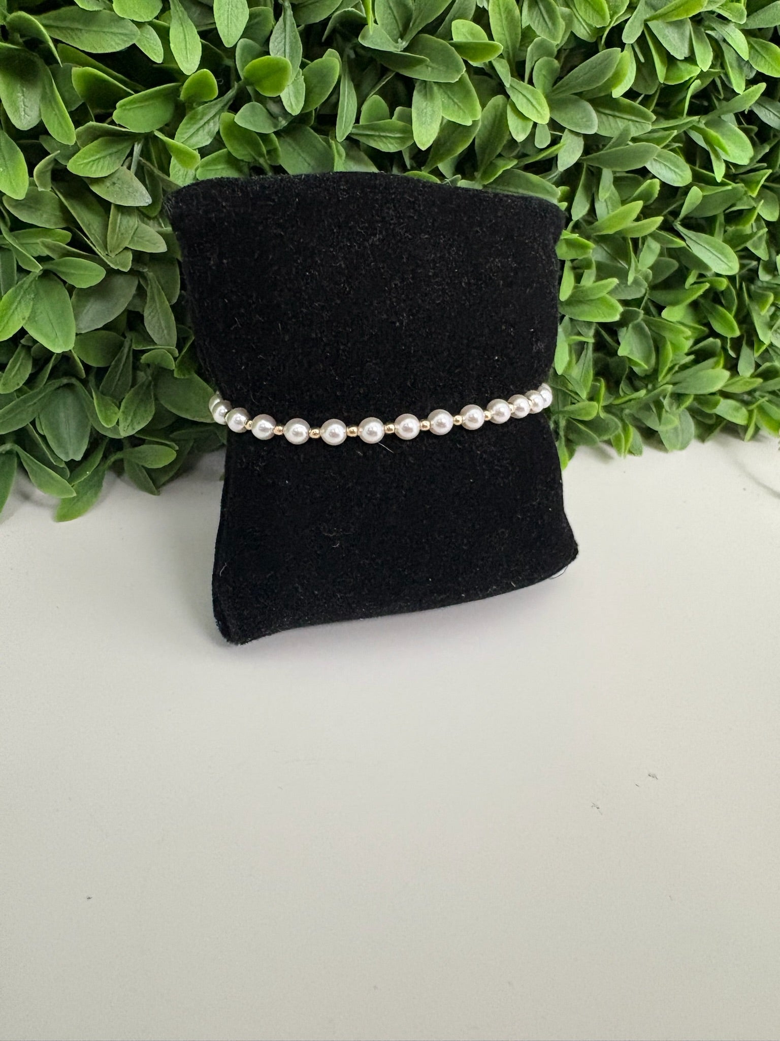 CLASSIC GRATEFUL PATTERN 4MM BEAD BRAC - PEARL