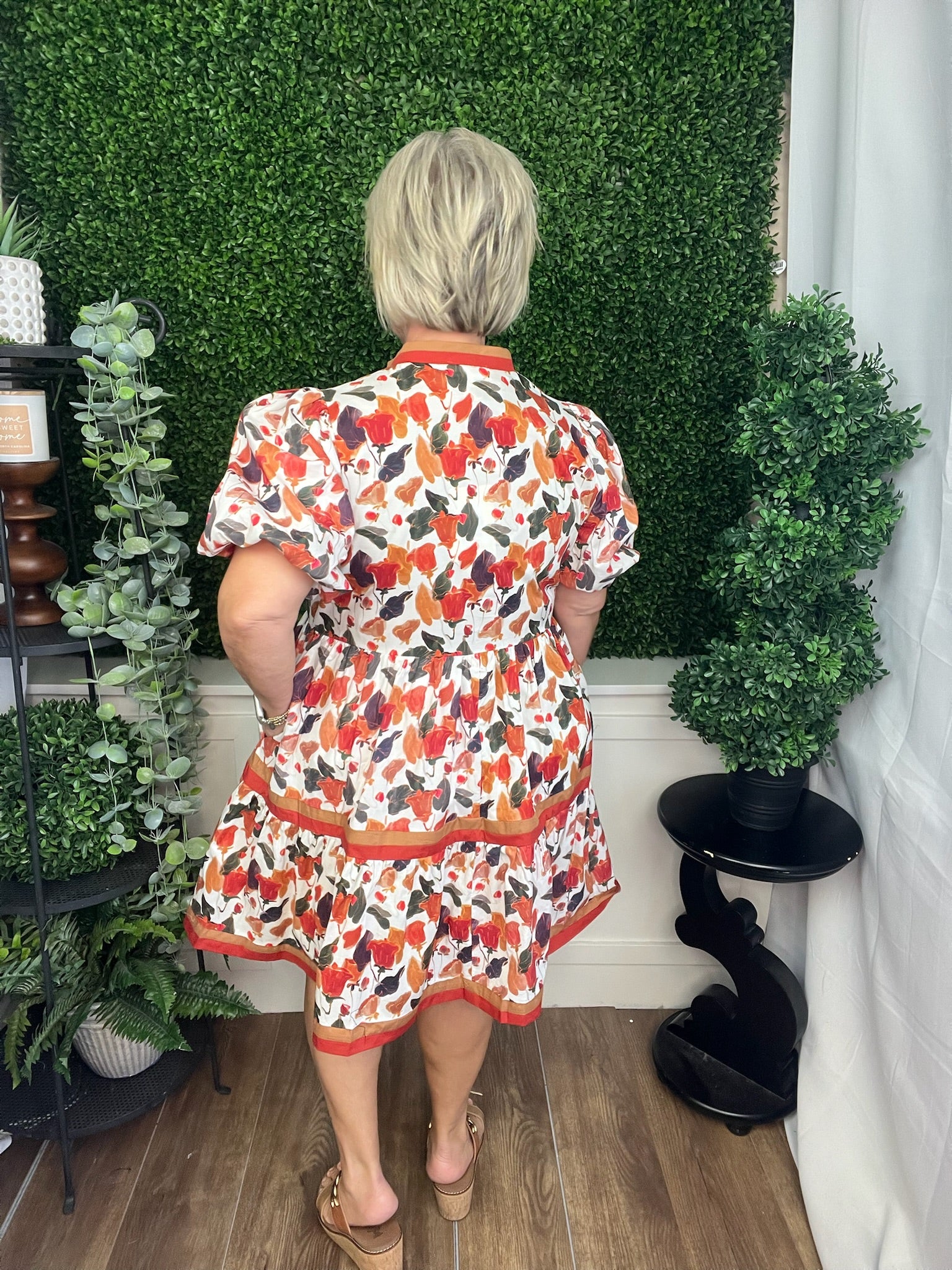 FLORAL PRINT SHORT BUBBLE SLEEVE PULLOVER MINI DRESS - PUMPKIN