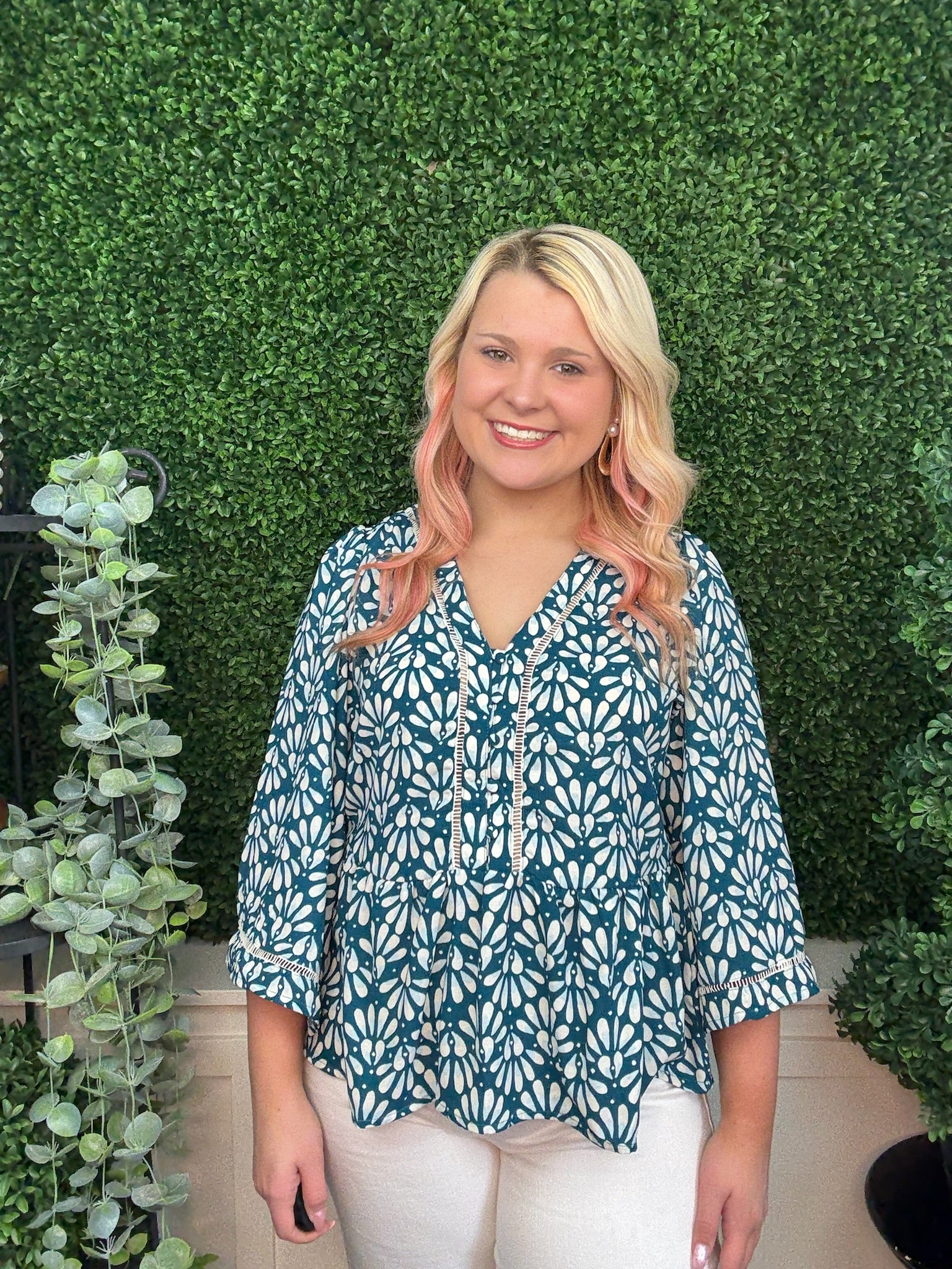 TOP MONROE STAY POLISHED