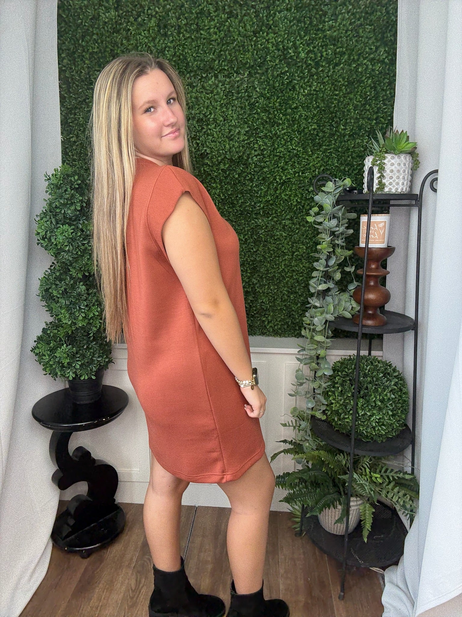 SOLID CAP SLEVE MINI DRESS