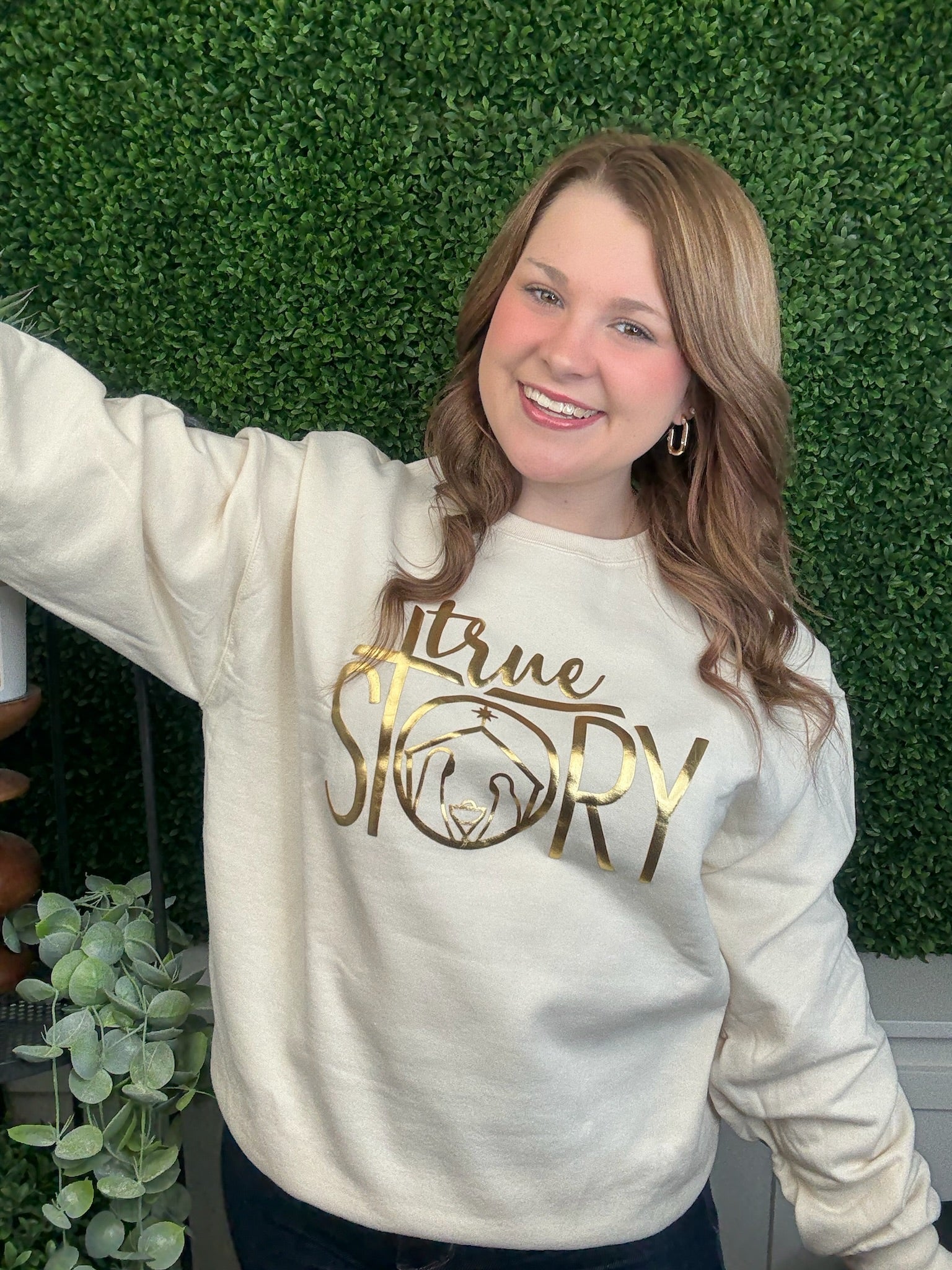 TRUE STORY CREWNECK SWEATSHIRT - SWEET CREAM