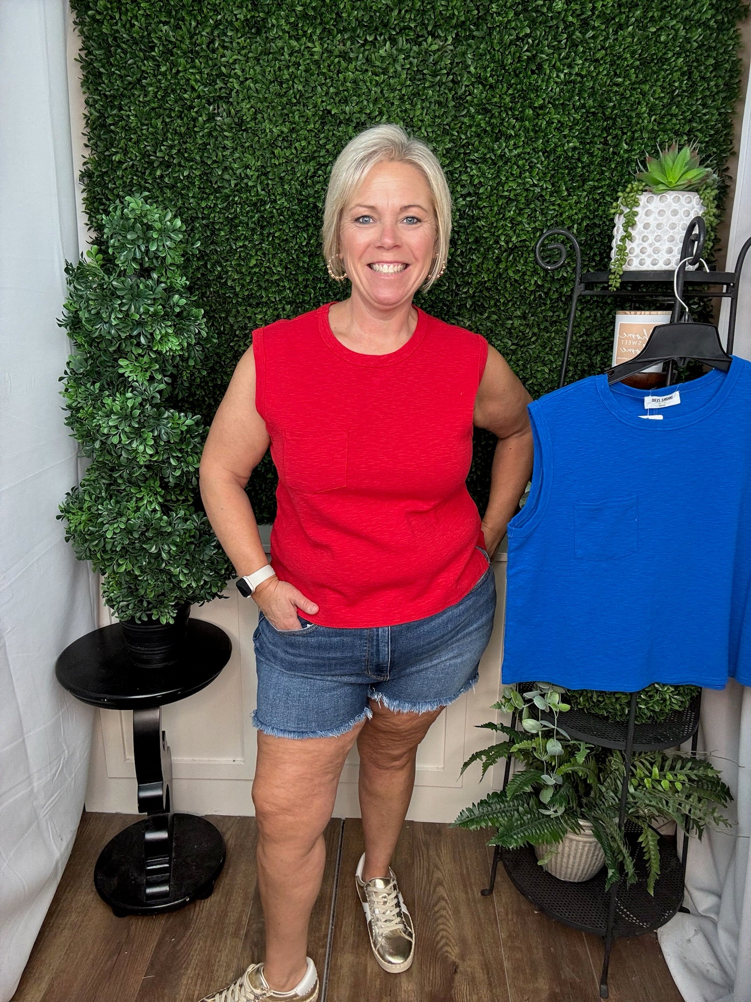 Everyday Pocket Muscle Tee